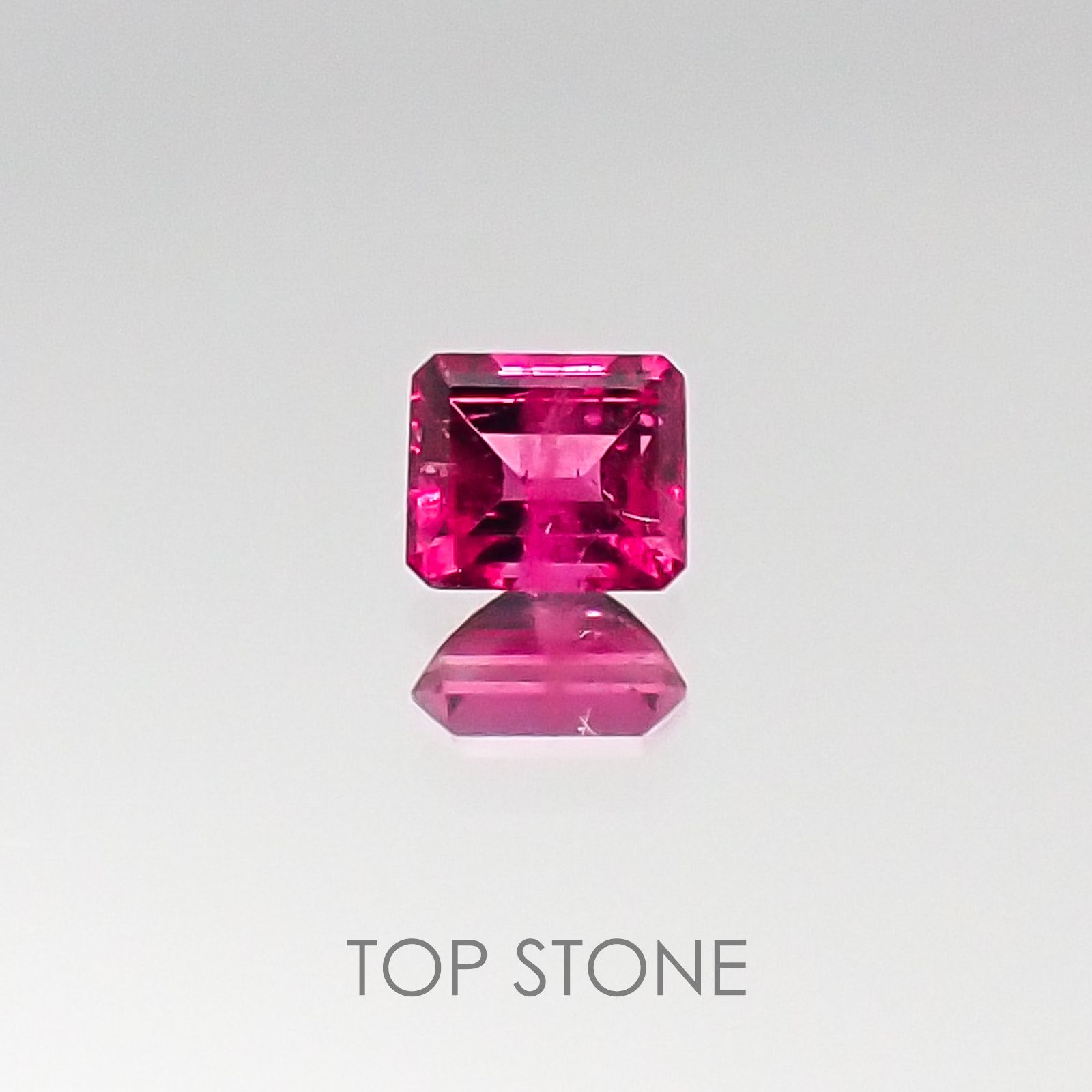 レッドベリル アメリカ・ユタ州産 ルース 0.1ct[20085217]3×2.5mm前後