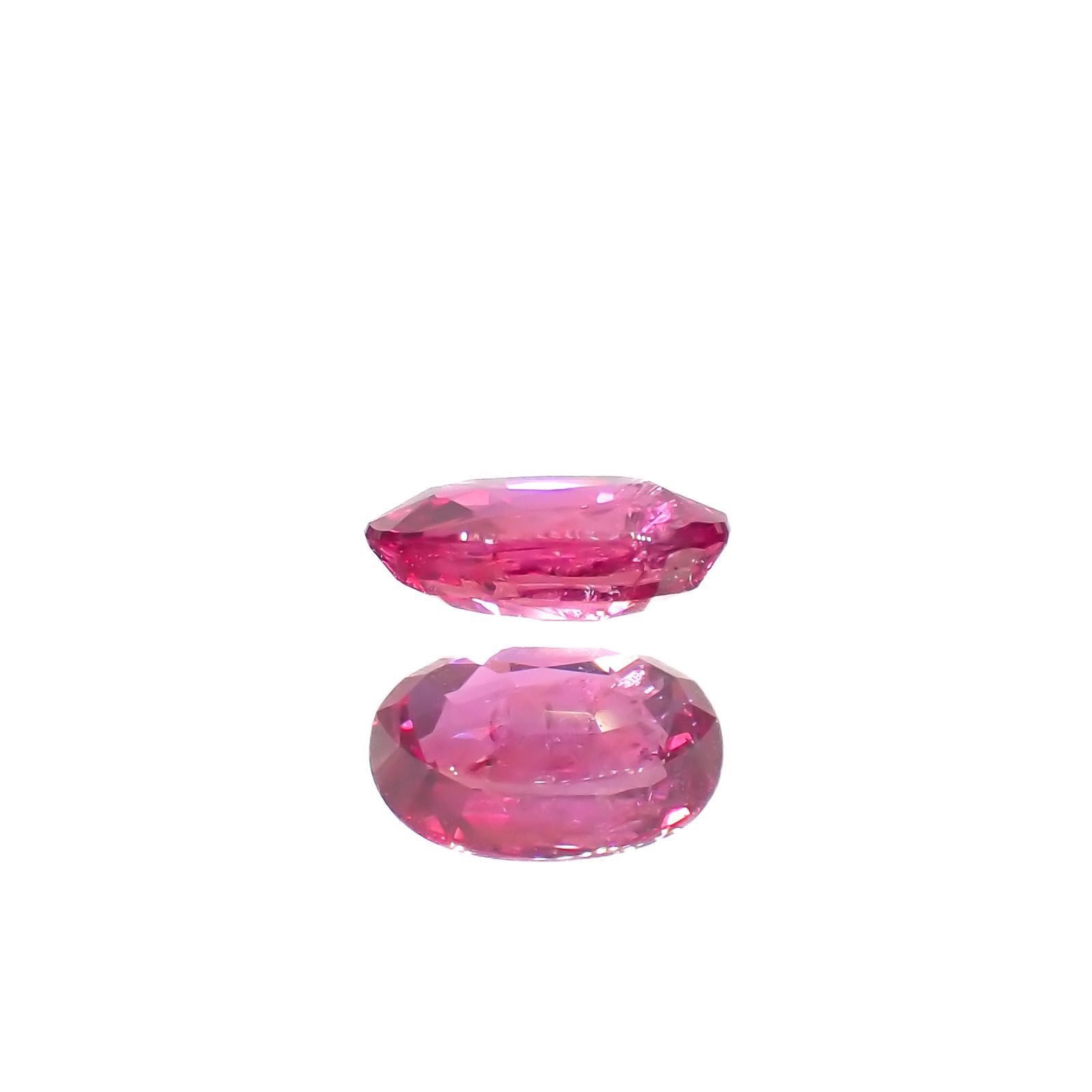 ルビー(宝石名ルビー)モザンビーク産 0.61ct 識別済[220616140]6x4.1mm前後