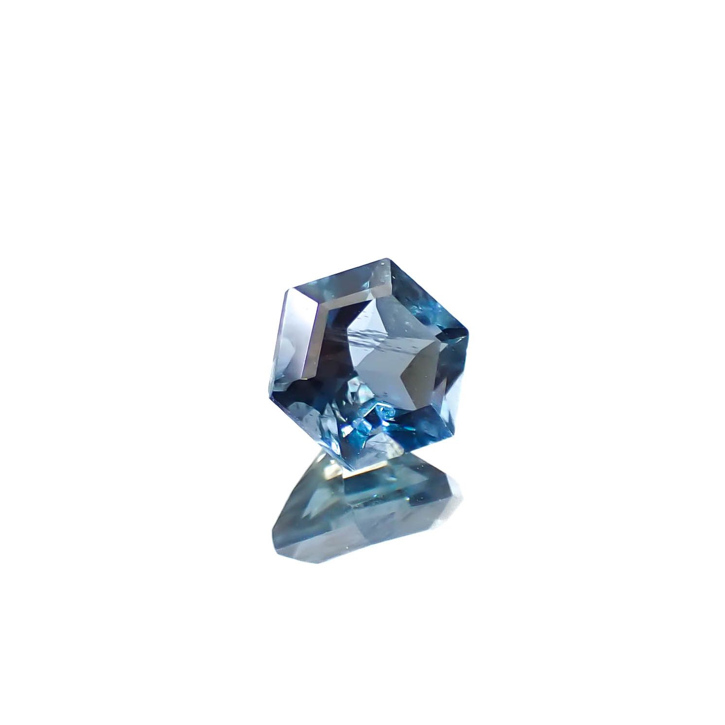 ◇ヘキサゴンカット◇サンタマリアアクアマリン ブラジル産 0.55ct [250329931]5x5mm前後
