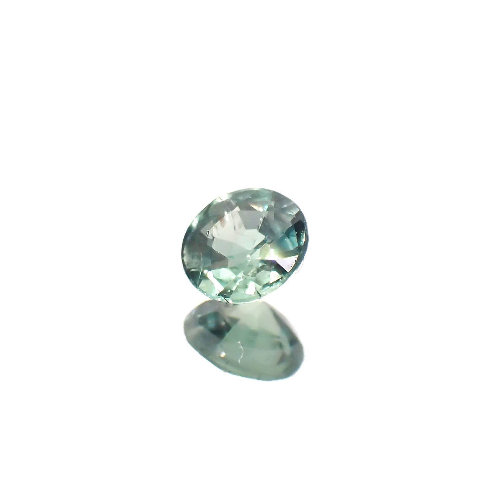 アレキサンドライト ブラジル産/EmeraldMains社製 0.16ct[240427157]3.4x3.4mm前後