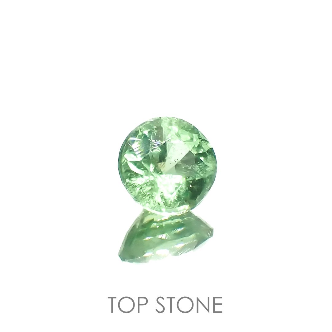 グリーンカイヤナイト タンザニア産 0.60ct[230220572]5x4.9mm前後