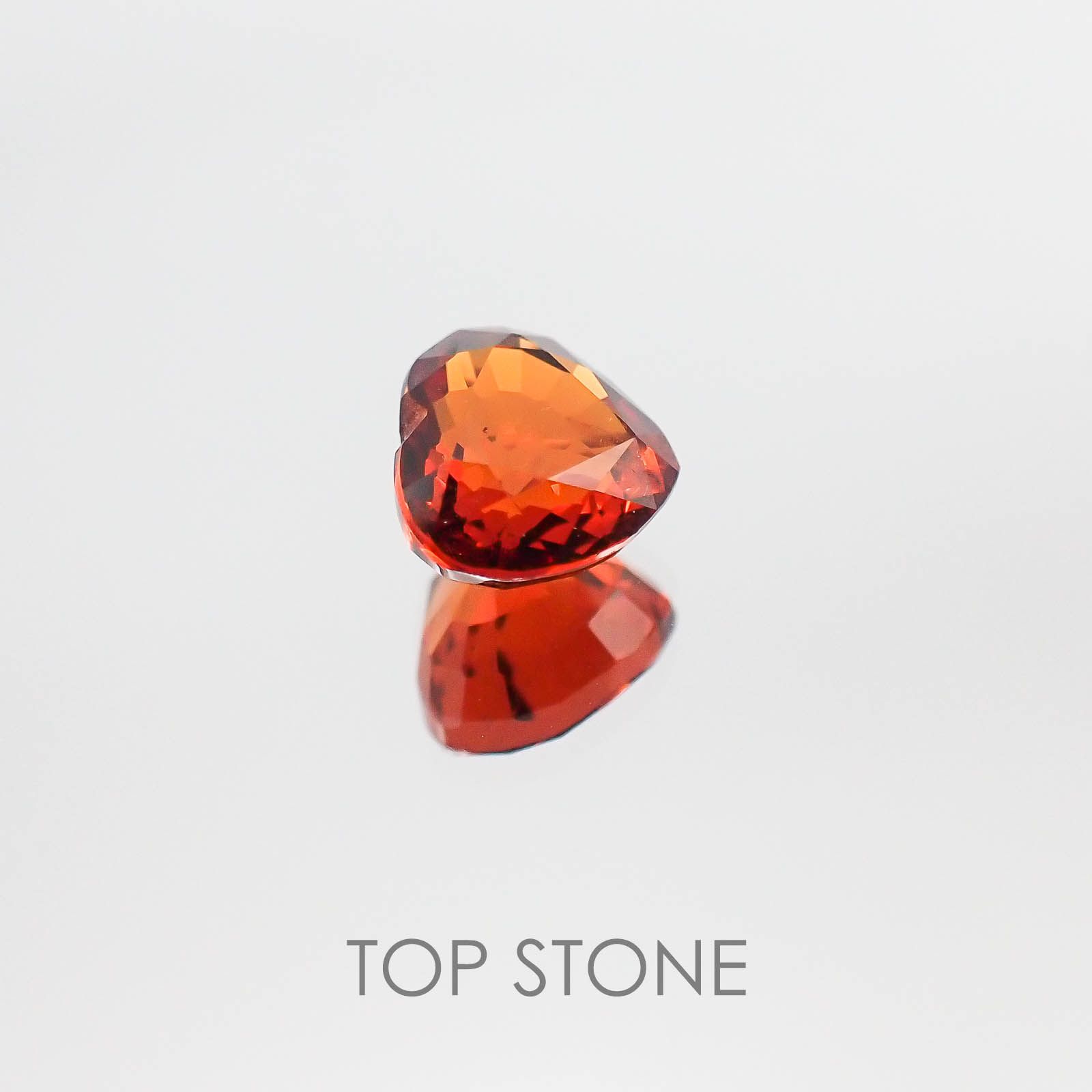 スペサルティンガーネット(宝石名スペサルティン・ガーネット) ナイジェリア産 1.93ct 識別済[20073711]6.6×7.3mm前後