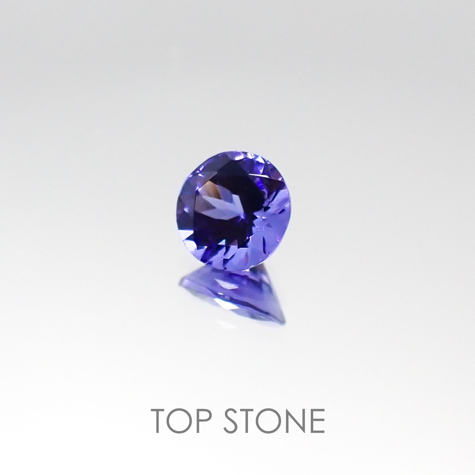 タンザナイト(宝石名タンザナイト) タンザニア産 0.48ct 識別済[20084868]5×5mm前後