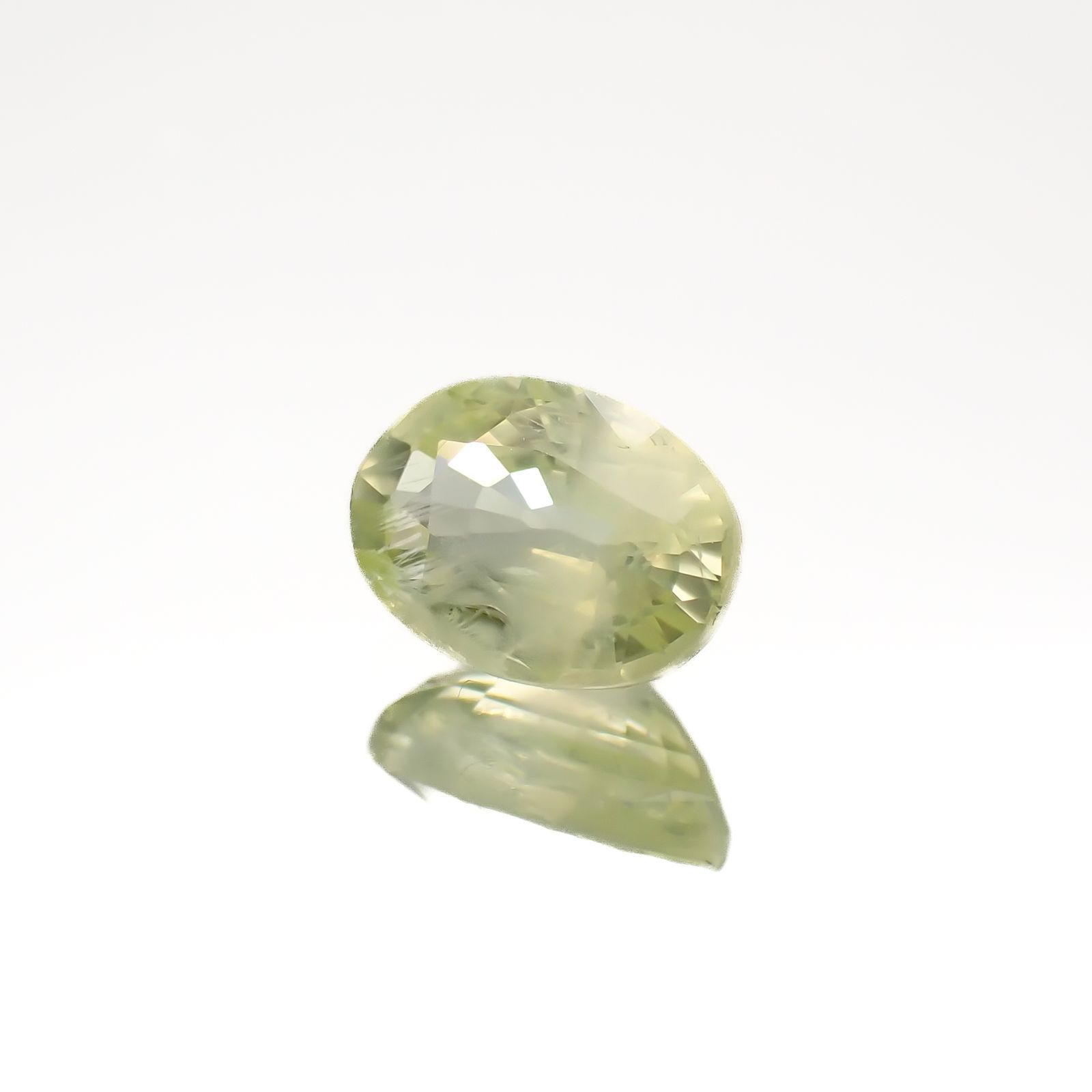 クリソベリル(宝石名クリソベリル)マダガスカル産 1.25ct 識別済[220817449]7.3x5.3mm前後