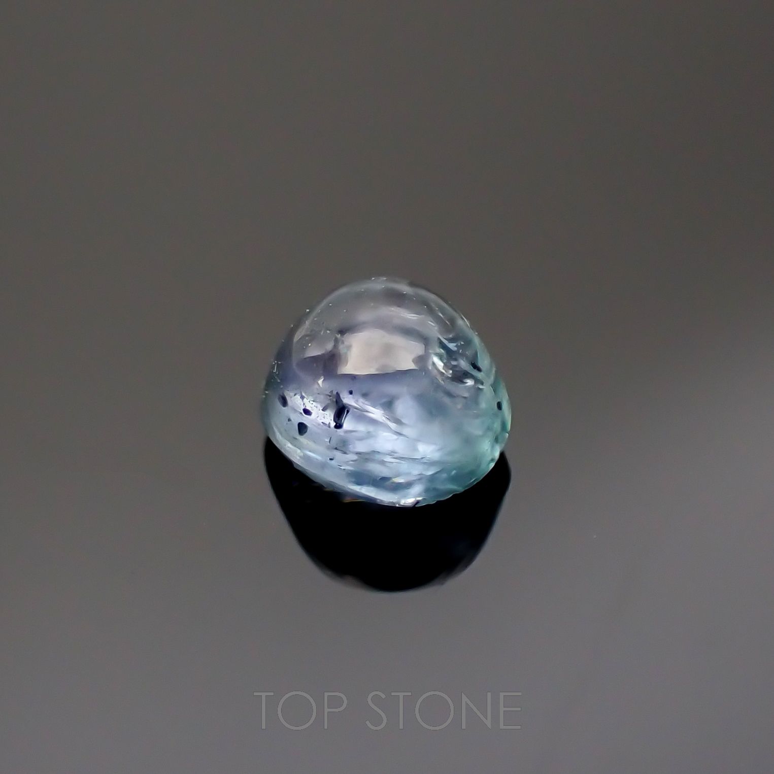 ブルーコーネルピン(宝石名コーネルピン)タンザニア産 0.30ct 識別済[220616290]4x3.4mm前後