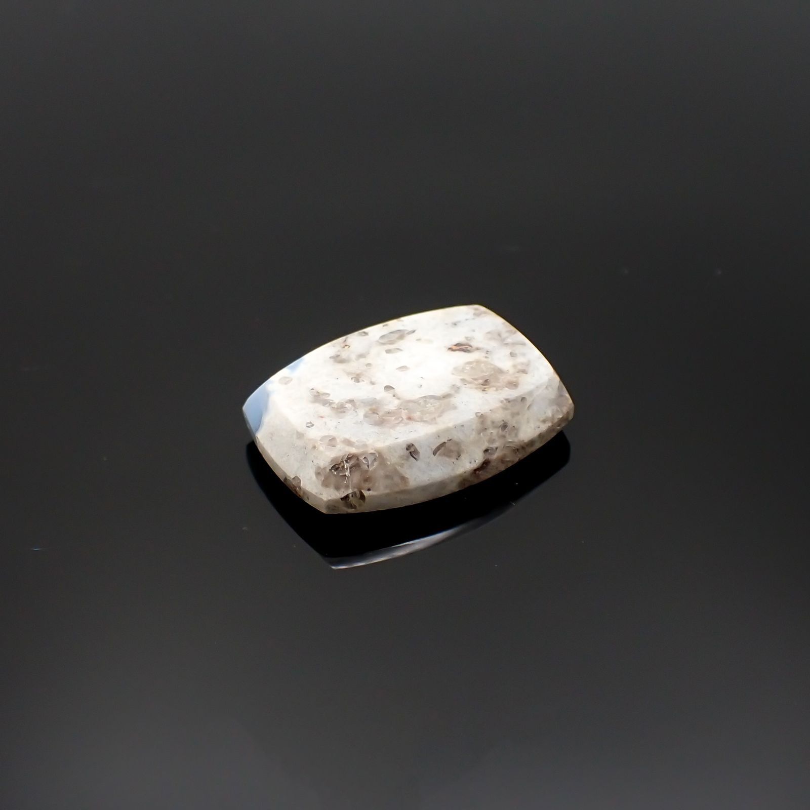 マトリックスブルーオパール アメリカ・オレゴン州産 15.55ct / 21.8x16mm前後 [251217803]