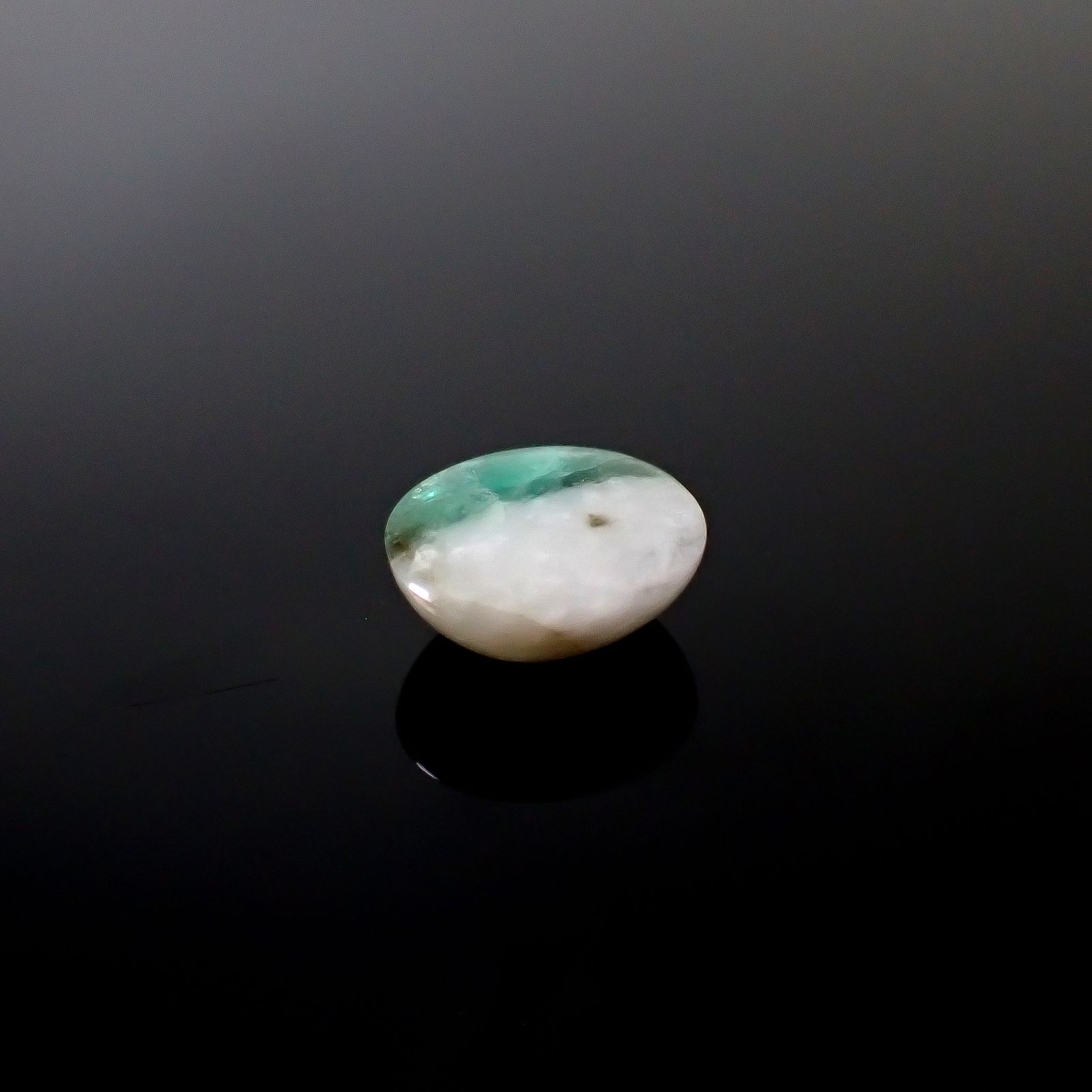 マトリックスエメラルド(エメラルドインクォーツ/フェルドスパー) ブラジル産 5.06ct [250430165]12x10.9mm前後