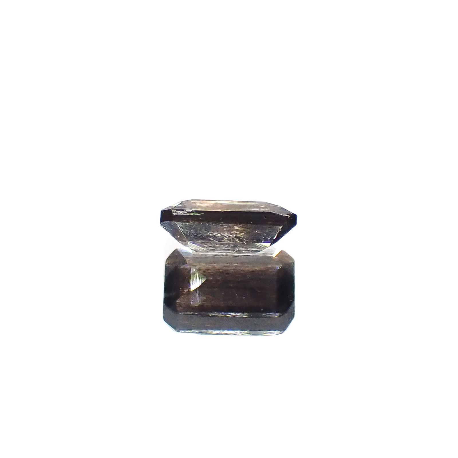 レインボースキャポライト ブラジル産 0.54ct [240326863]6x3.9mm前後