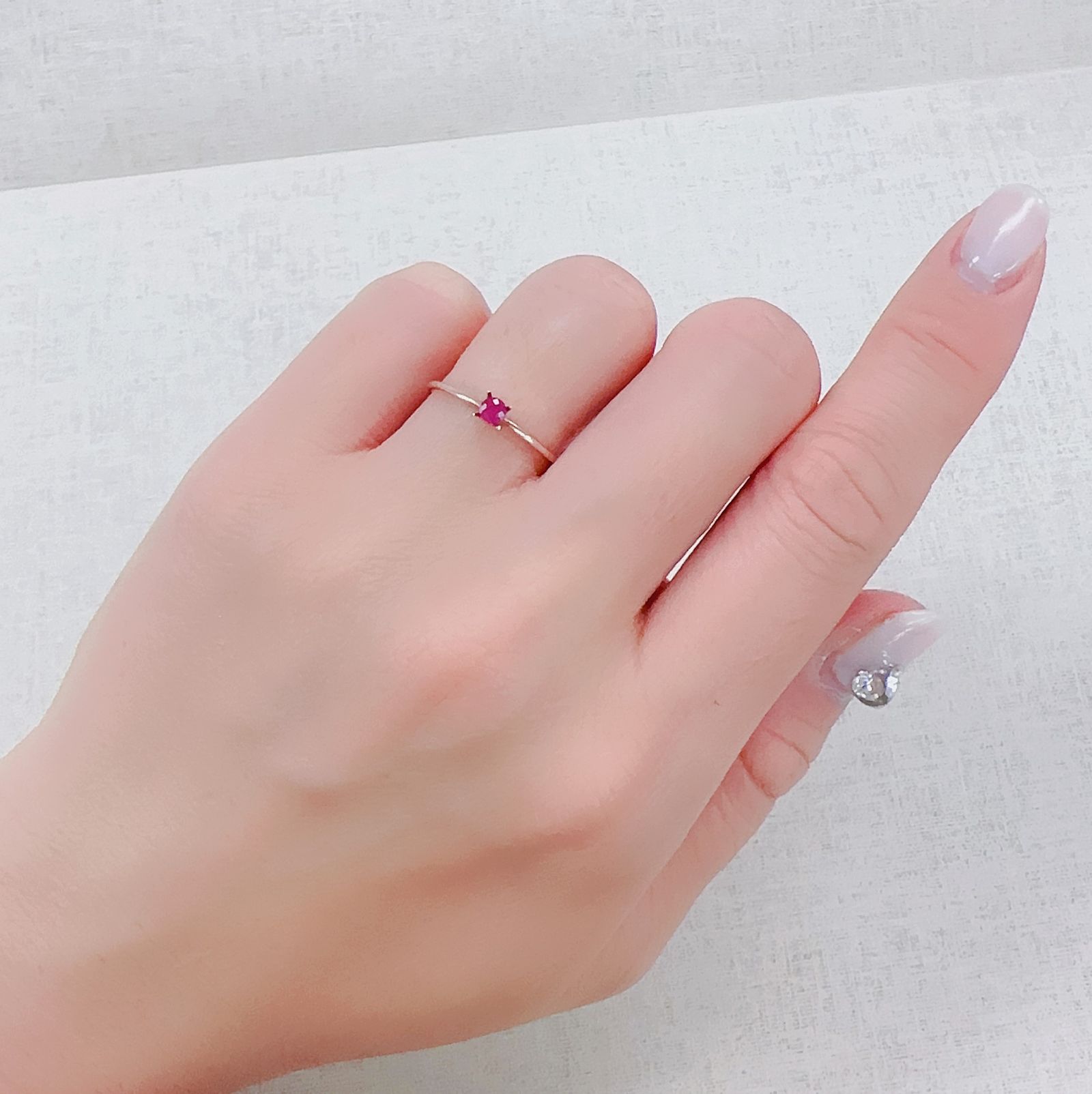 ルビー(宝石名ルビー)タイ/ミャンマー産 0.12ct 識別済[230321299]2.8x2.7mm前後