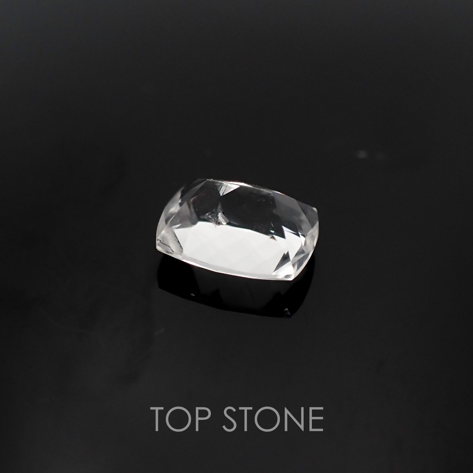 ハイアライトオパール メキシコ産 ルース 1.53ct[20106376]8.8×6.7mm前後