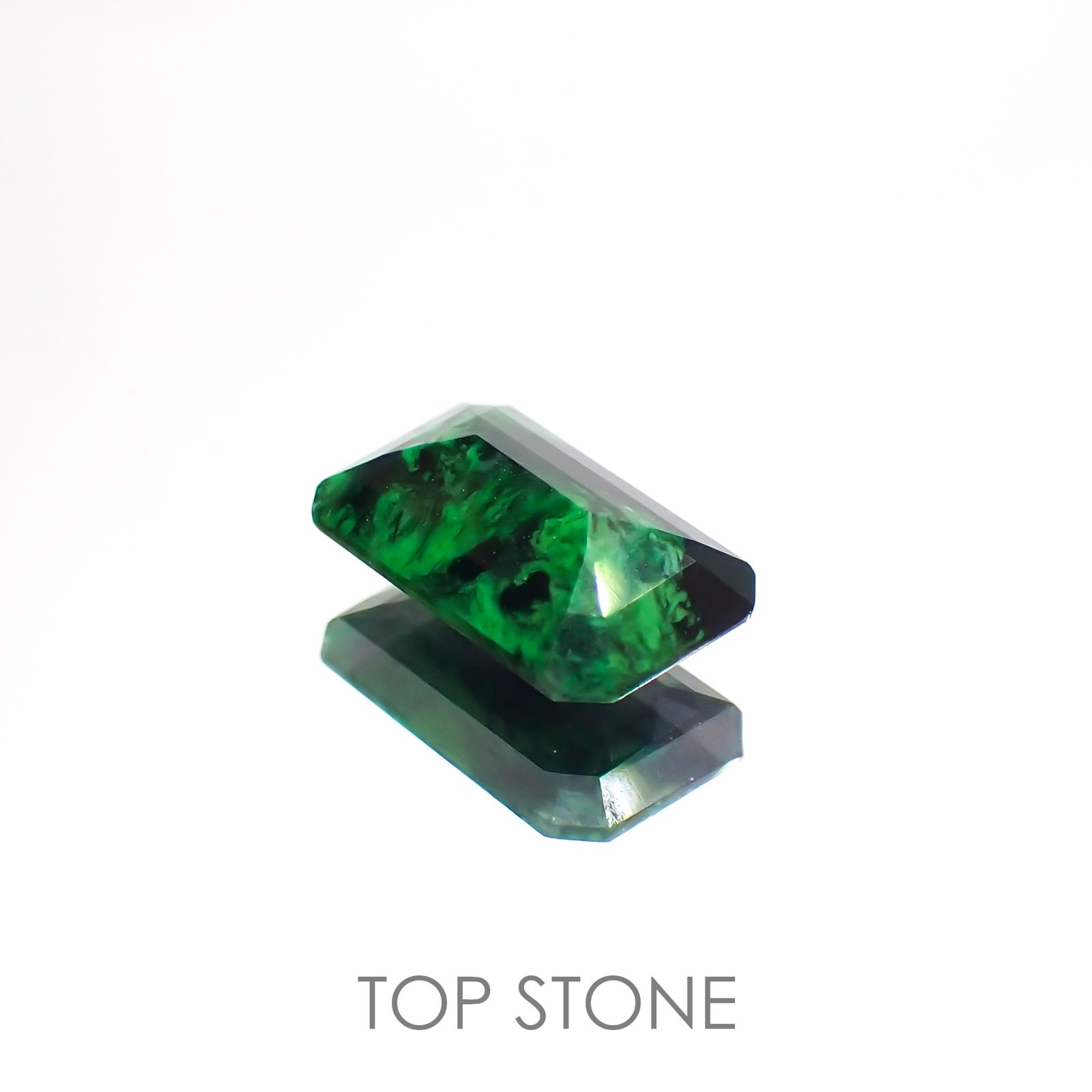 モーシッシ ビルマ産 1.21ct[220114187]8.8x5.3mm前後