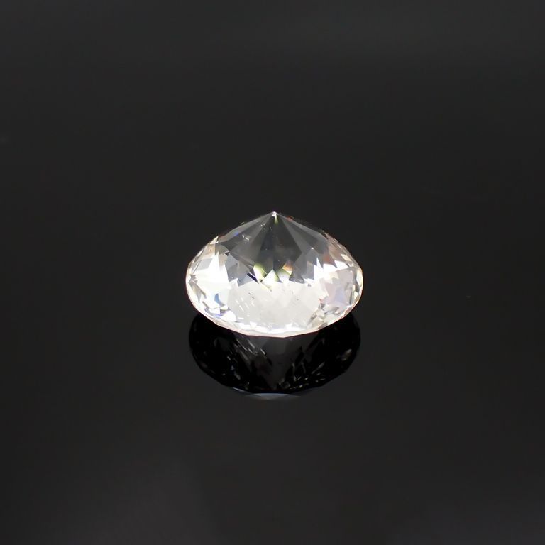 ダンビュライト(宝石名ホワイト・ダンブライト)メキシコ産 11.745ct ソ付(彩珠)[221018953]14.7x14.7mm前後