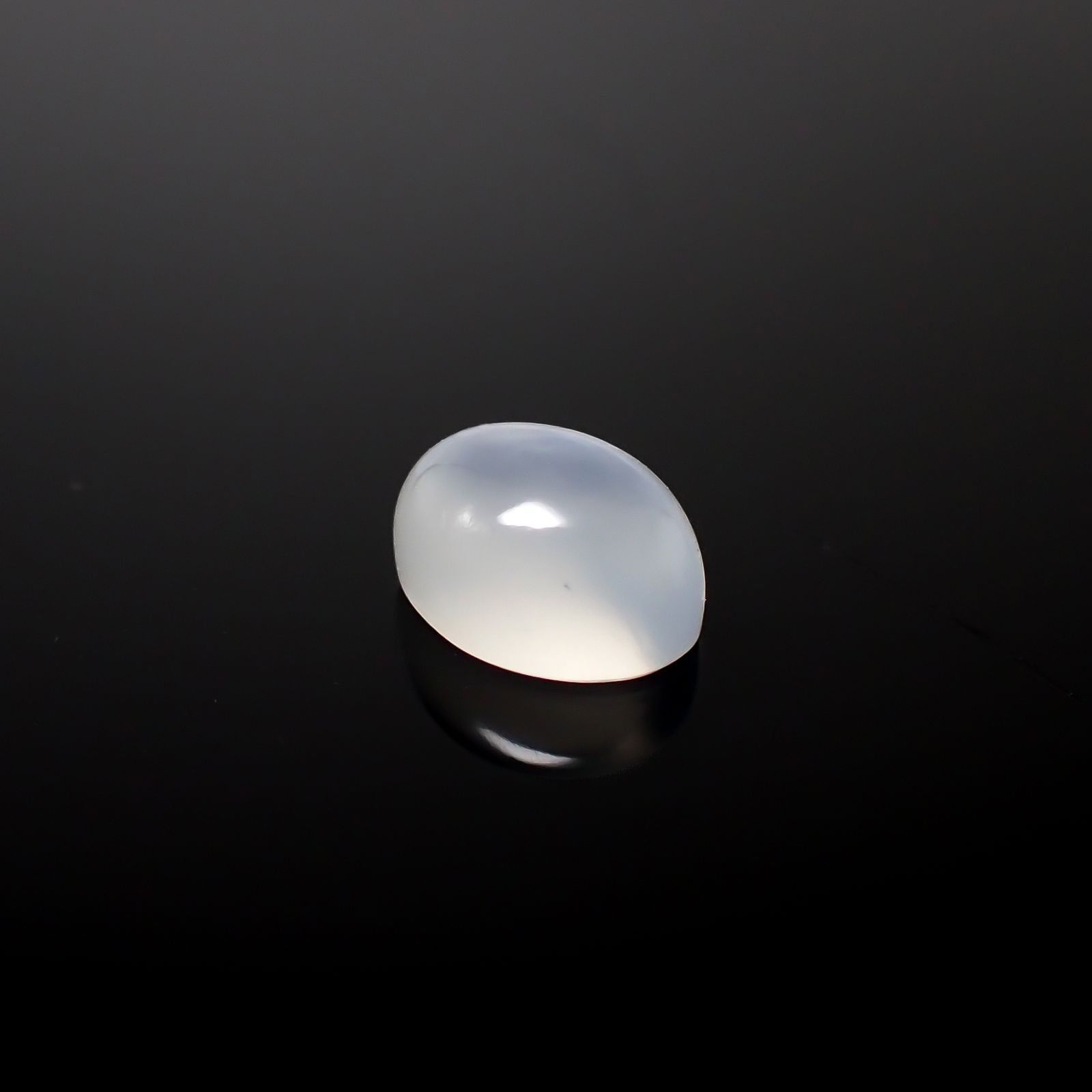 ムーンストーンキャッツアイ インド産 1.55ct[240527750]7.9x6mm前後