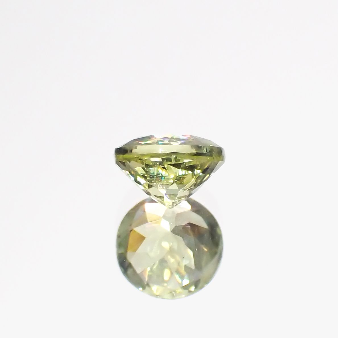 マリガーネット(宝石名グロッシュラー アンドラダイト・ガーネット)マリ共和国産 0.44ct 識別済[231124324]4.5x4.5mm前後