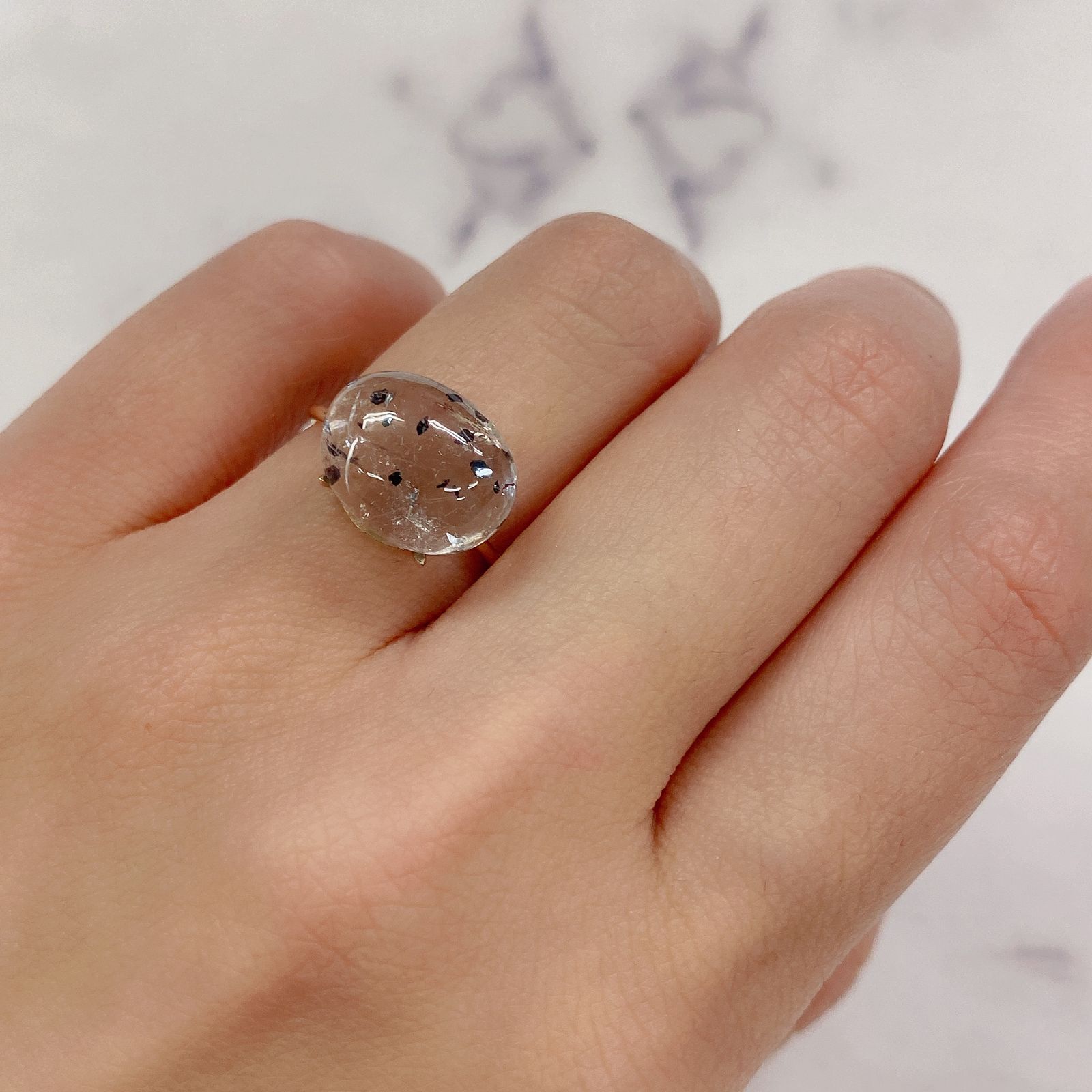 ヘマタイトインクォーツ 中国産 6.72ct[21028004]13.3×10.5mm前後
