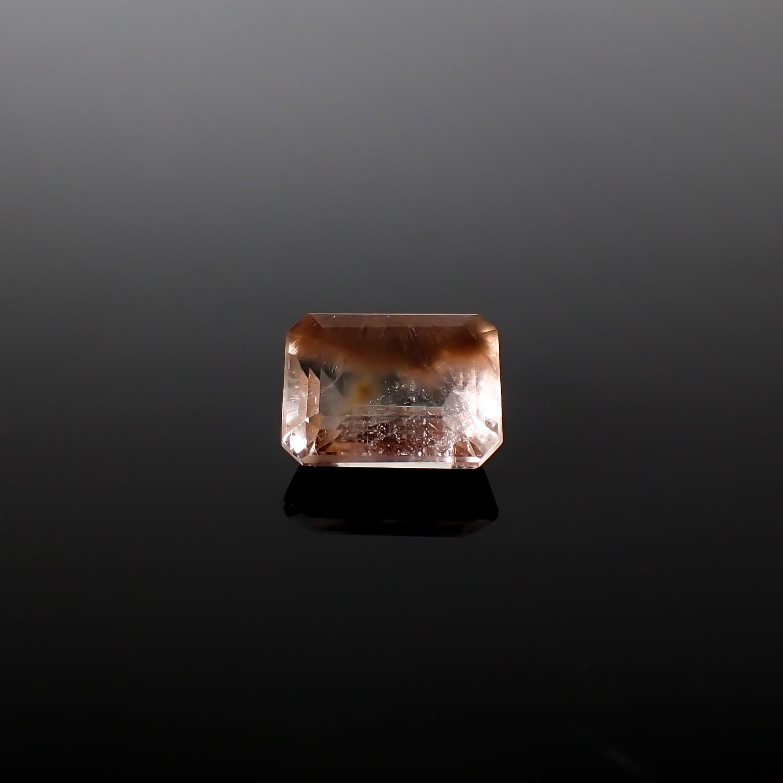 ポンポンクォーツ ブラジル産 6.28ct / 12.6x9.6mm前後 [260331909]