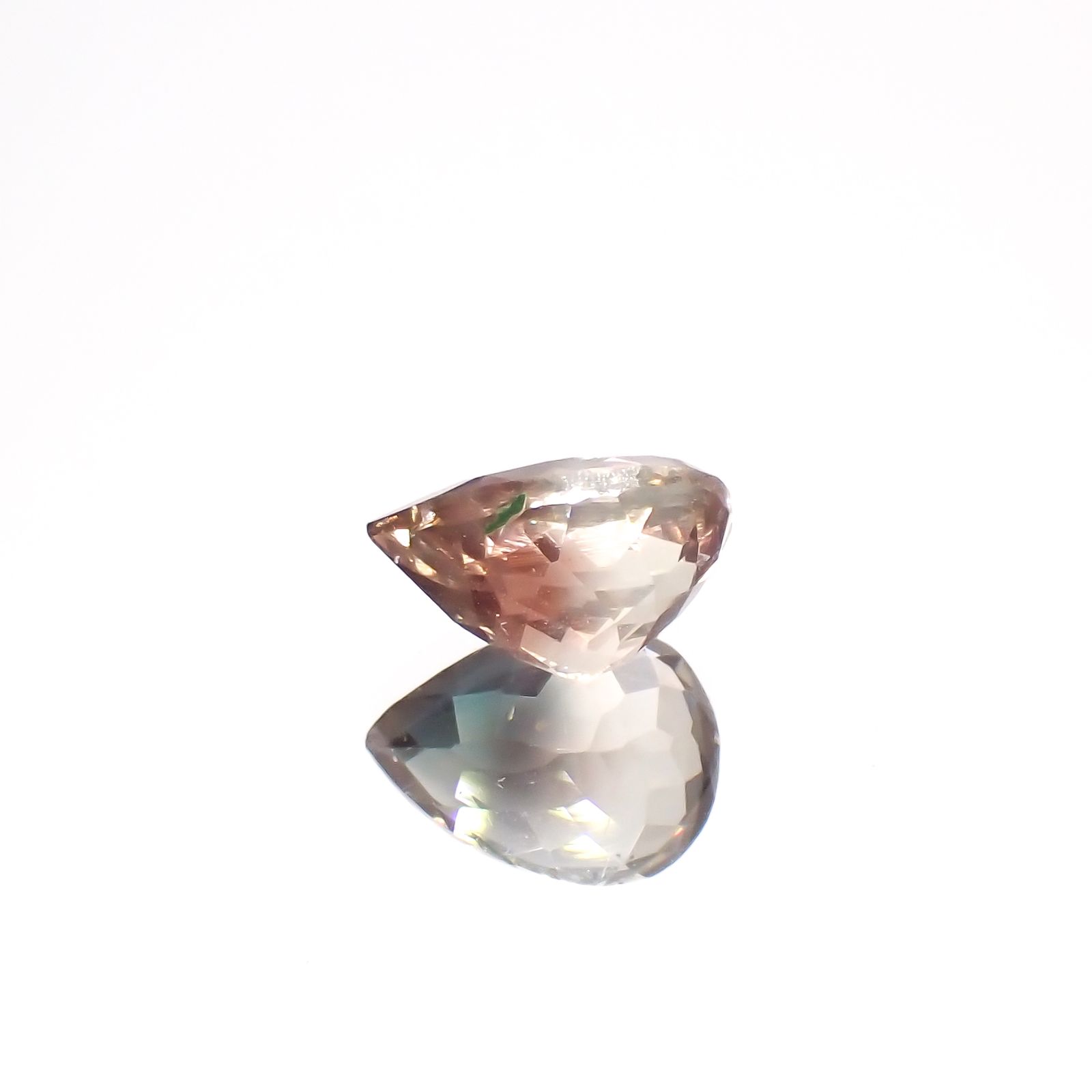 パーティカラーオレゴンサンストーン アメリカ・オレゴン州産 1.17ct[230722843]8x5.9mm前後