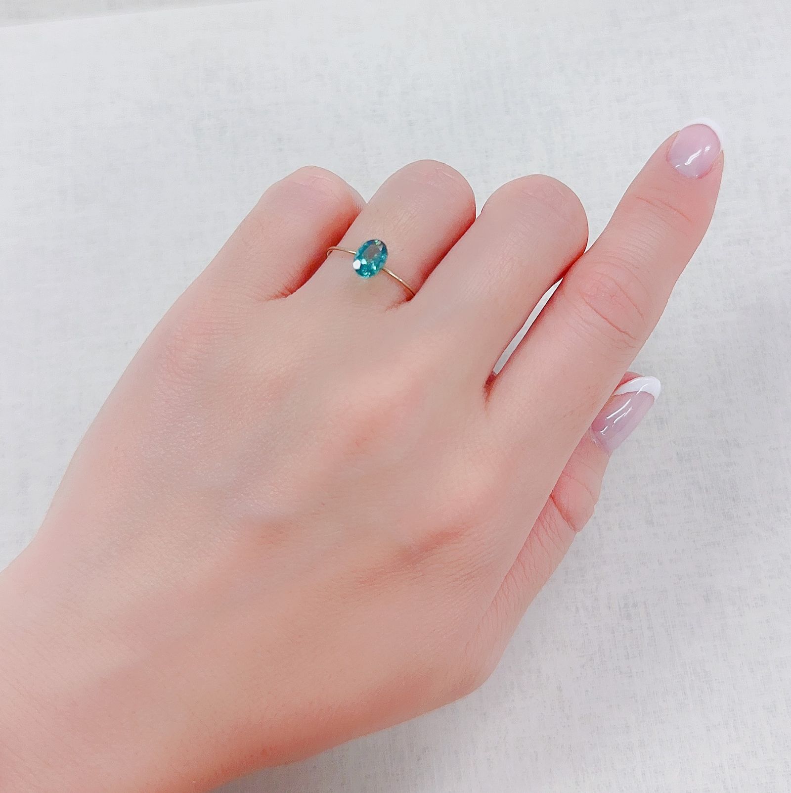 ノーブルモロキサイト マダガスカル産 0.72ct[230321372]6.8x5.1mm前後