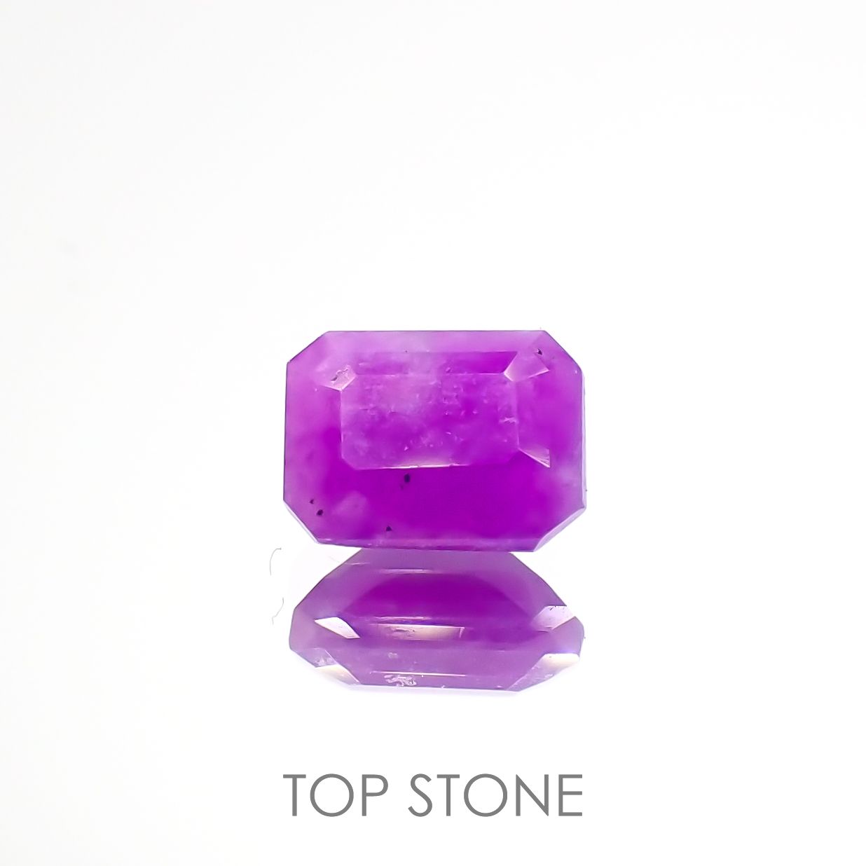 スギライト 南アフリカ産 0.40ct[221018320]5x3.7mm前後