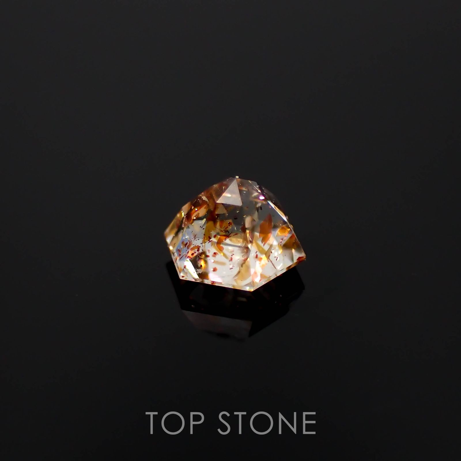 ◇ヘキサゴンカット◇イリュージョンサンストーンイリュージョンサンストーン タンザニア産 0.49ct[230320954]4.6x4.6mm前後