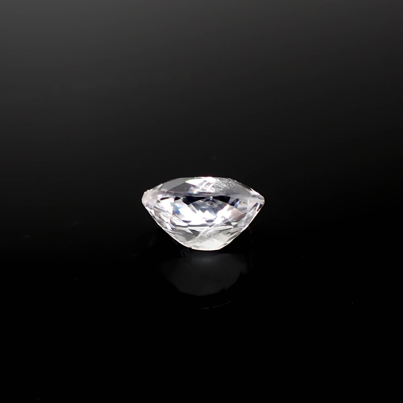 フェナカイト ブラジル産 2.39ct[240928818]9.2x7.9mm前後