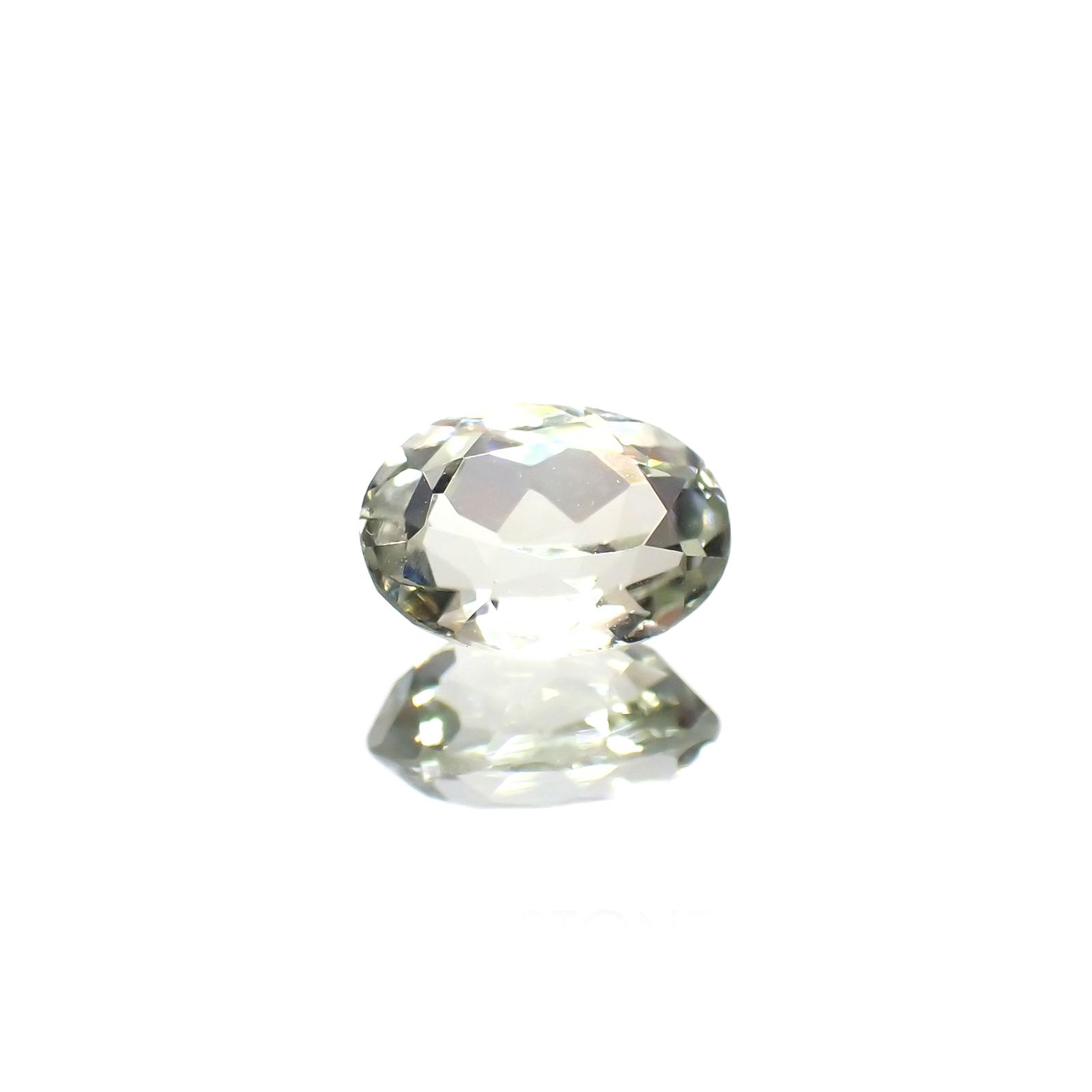 シリマナイト(宝石名シリマナイト)インド産 識別済 1.39ct / 8.1x6mm前後 [221018461]