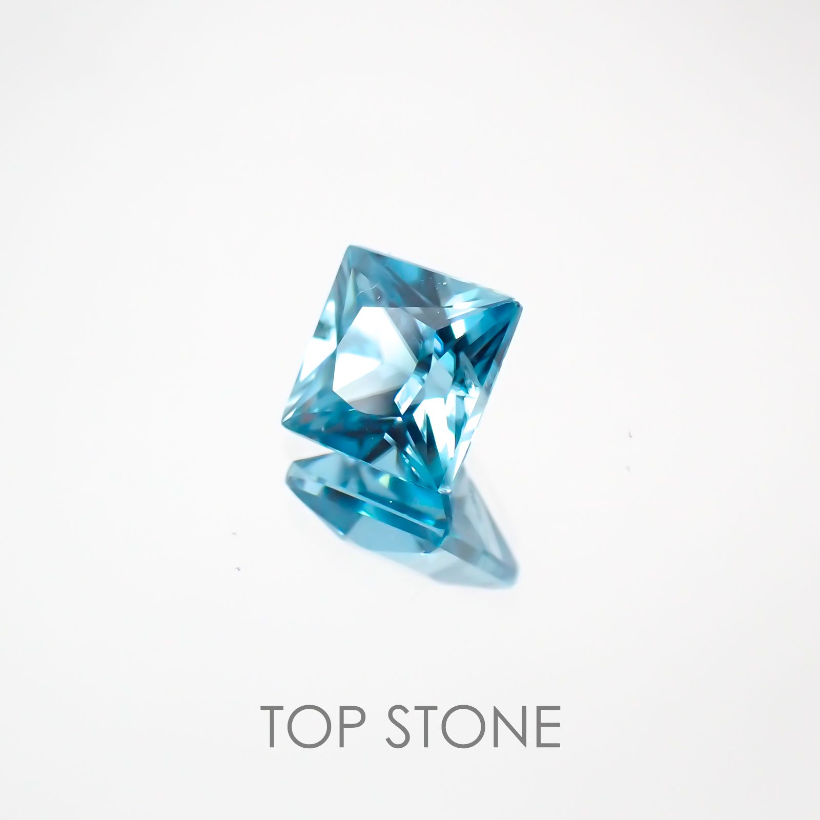 ◇プリンセスカット◇ブルージルコン(宝石名ジルコン) カンボジア産 1.04ct 識別済[21017933]5.1×5.1mm前後