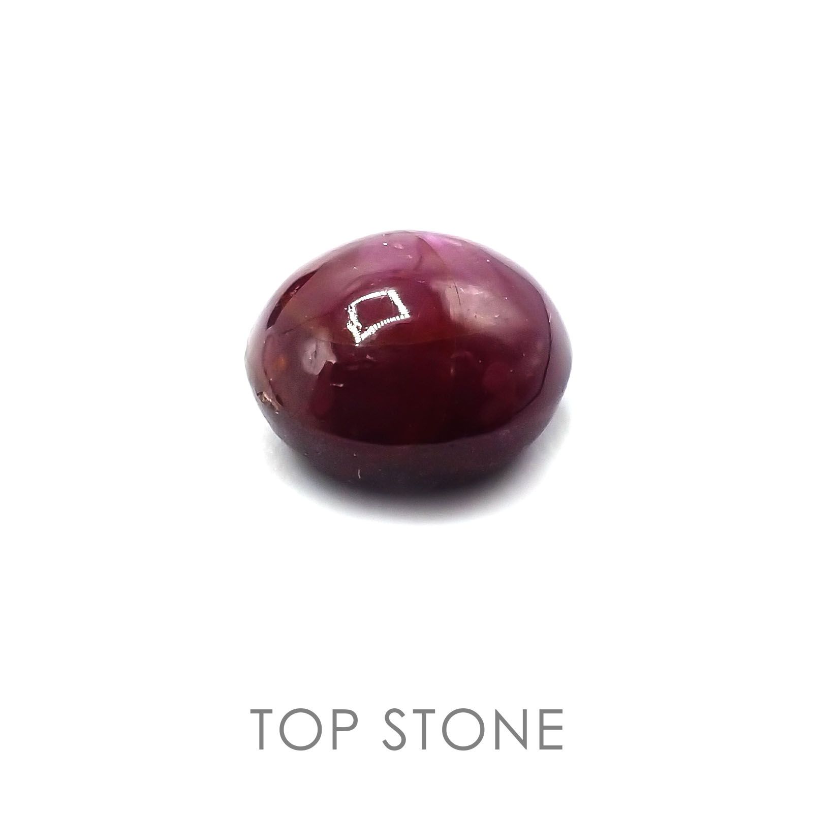 パープルスターサファイア(宝石名パープル・スター サファイア) インド産 3.44ct 識別済[20094904]7.9×7.9mm前後