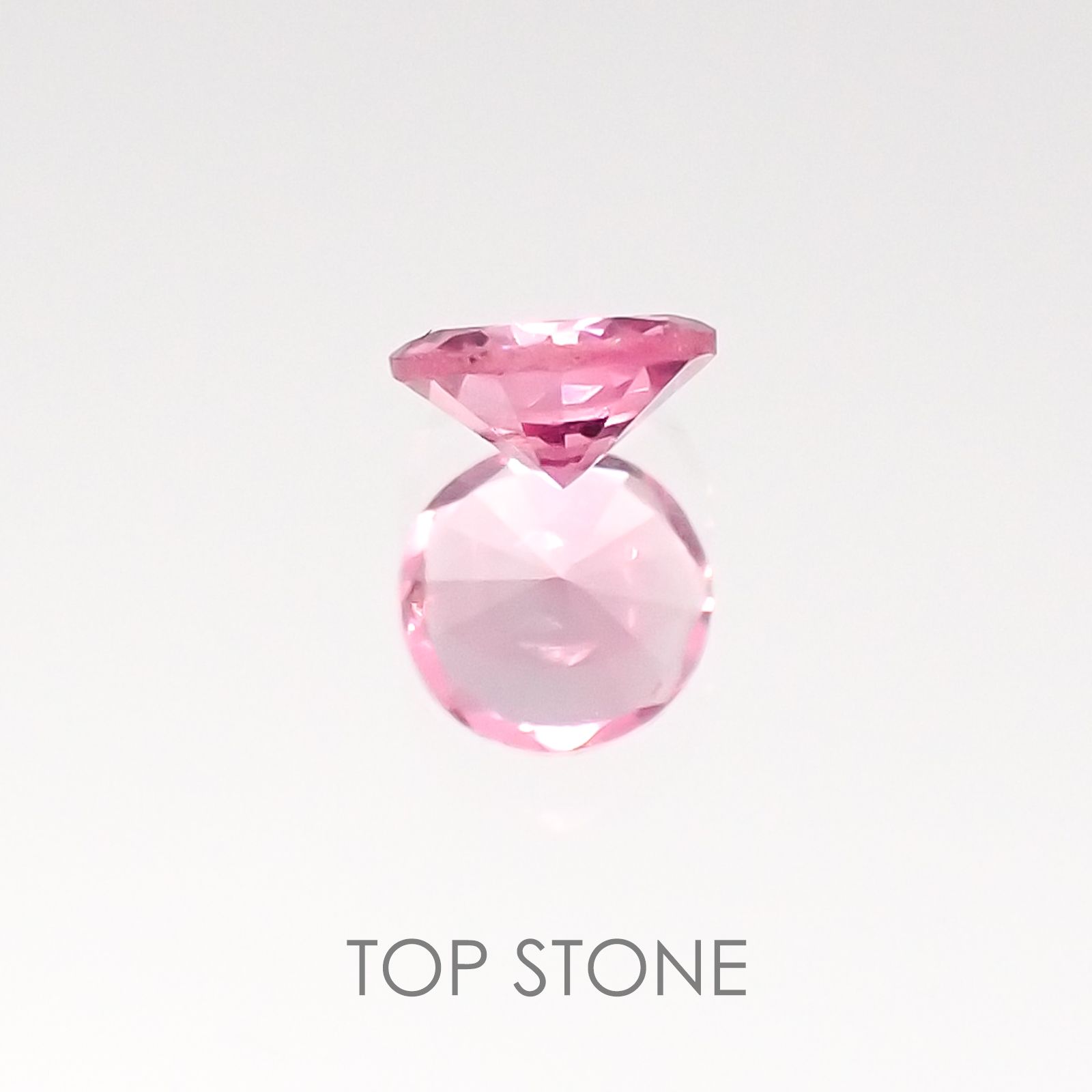 ホットピンクスピネル タンザニア産 ルース 0.11ct[20117675]3.1×3.1mm前後