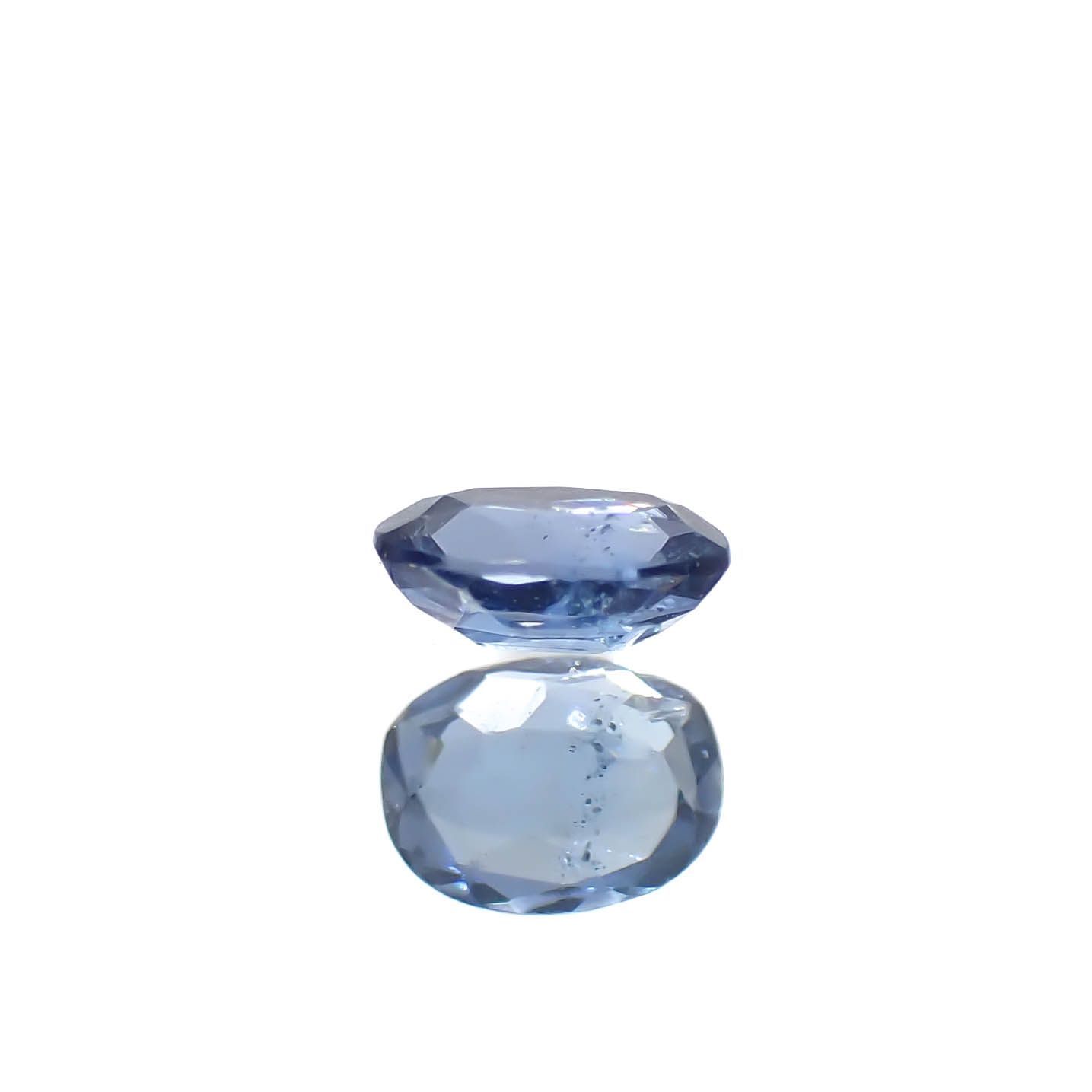 タトゥーアクアマリン ブラジル・ミナスジェライス州タトゥー鉱山産 0.13ct[240627941]3.8x3.1mm前後