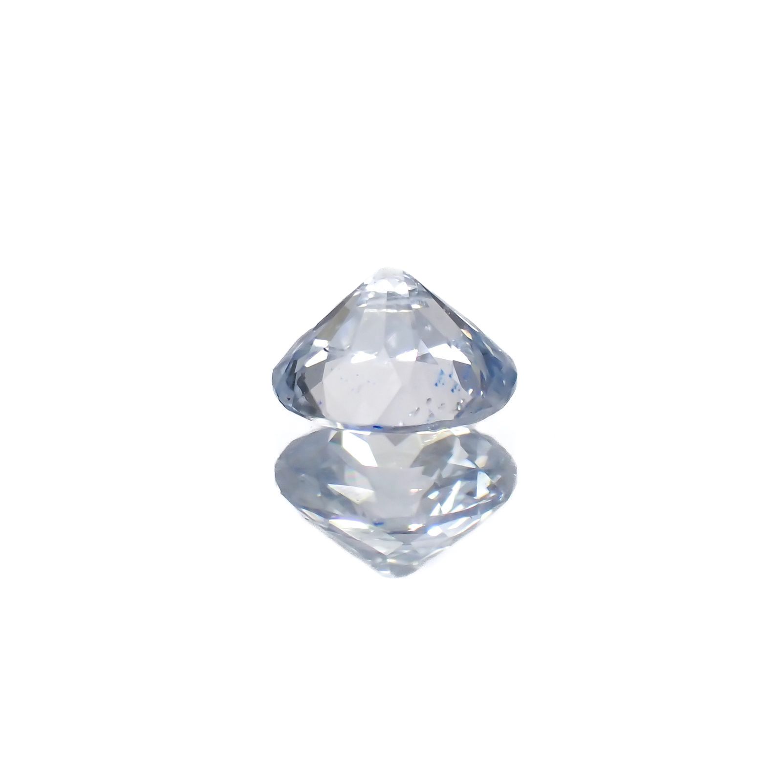 アイスブルーサファイア(宝石名サファイア)スリランカ/マダガスカル産 識別済 0.53ct / 5x4.6mm前後 [220918075]