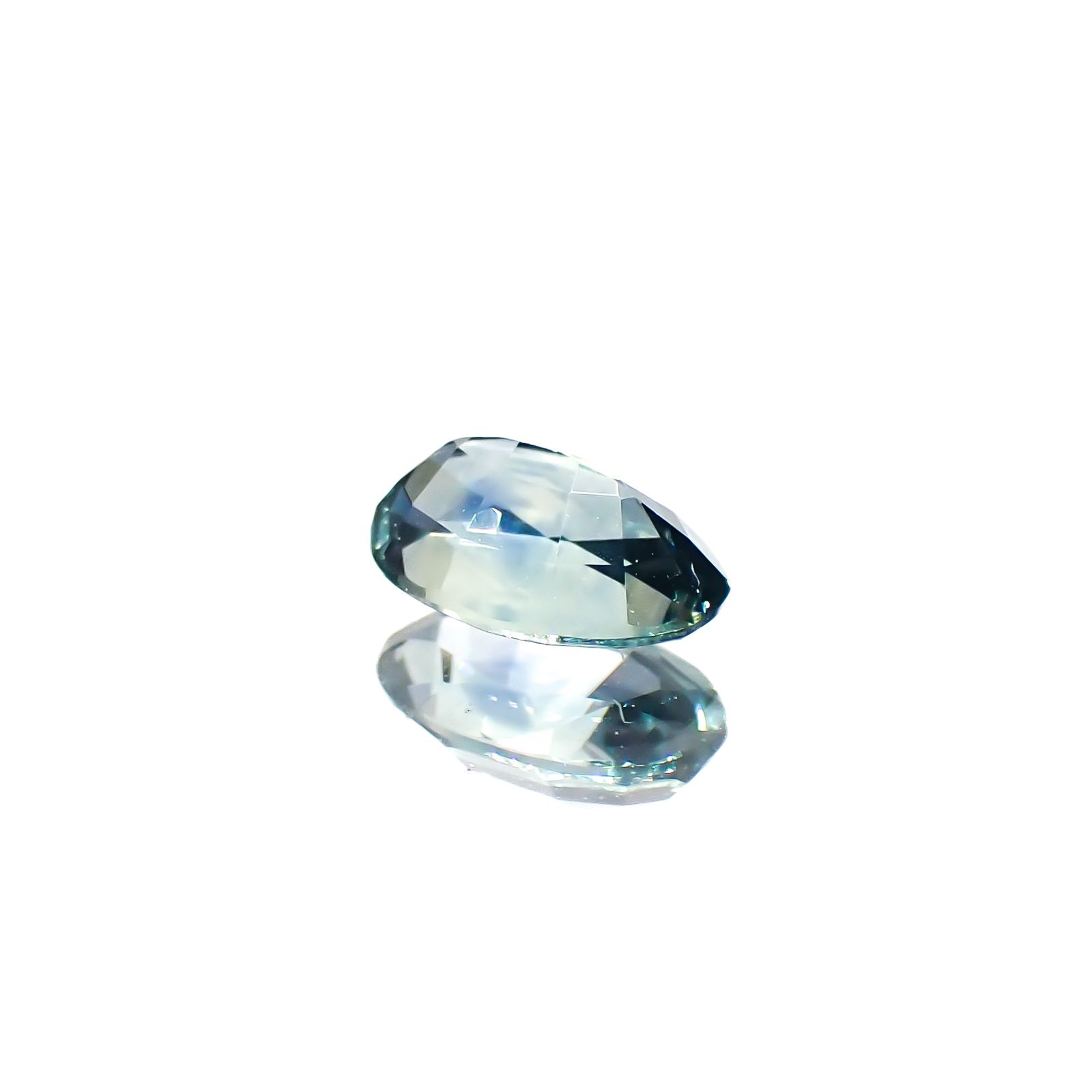 モンタナサファイア アメリカ・モンタナ州産 0.40ct[240928858]5.3x3.4mm前後