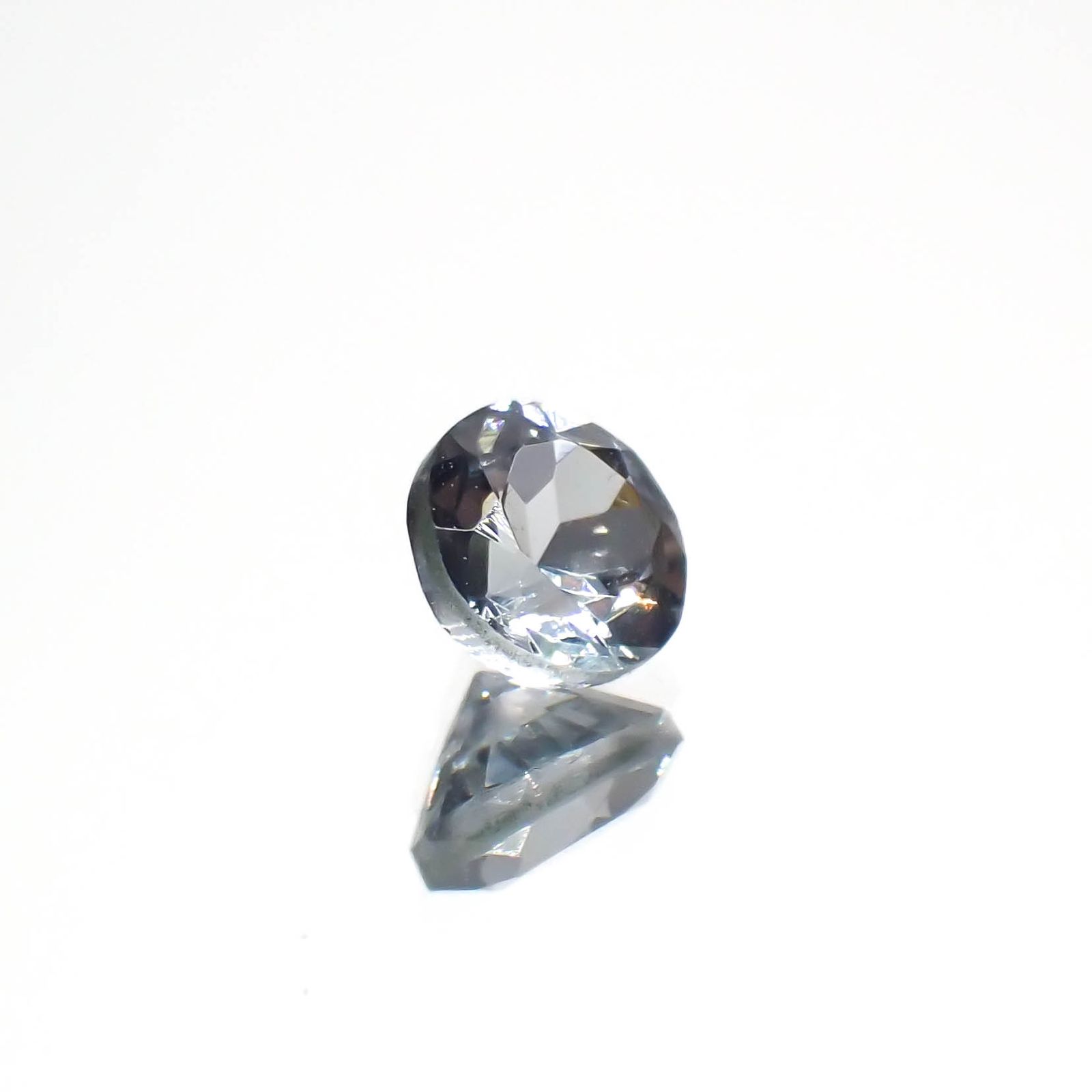 グレースピネル タンザニア産 0.48ct[230421540]4.5x4.5mm前後