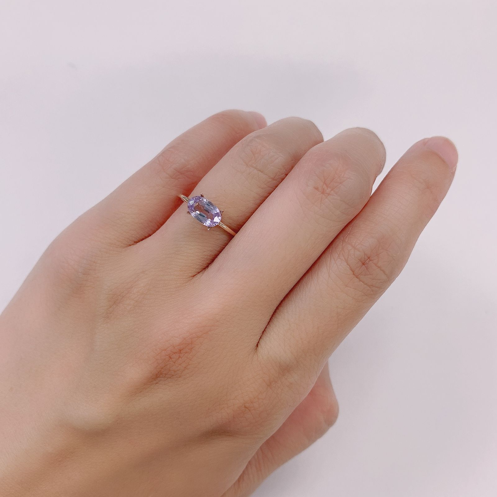 ラベンダーサファイア(宝石名サファイア) マダガスカル/スリランカ産 1.02ct 識別済[210912511]7.4×4.6mm前後