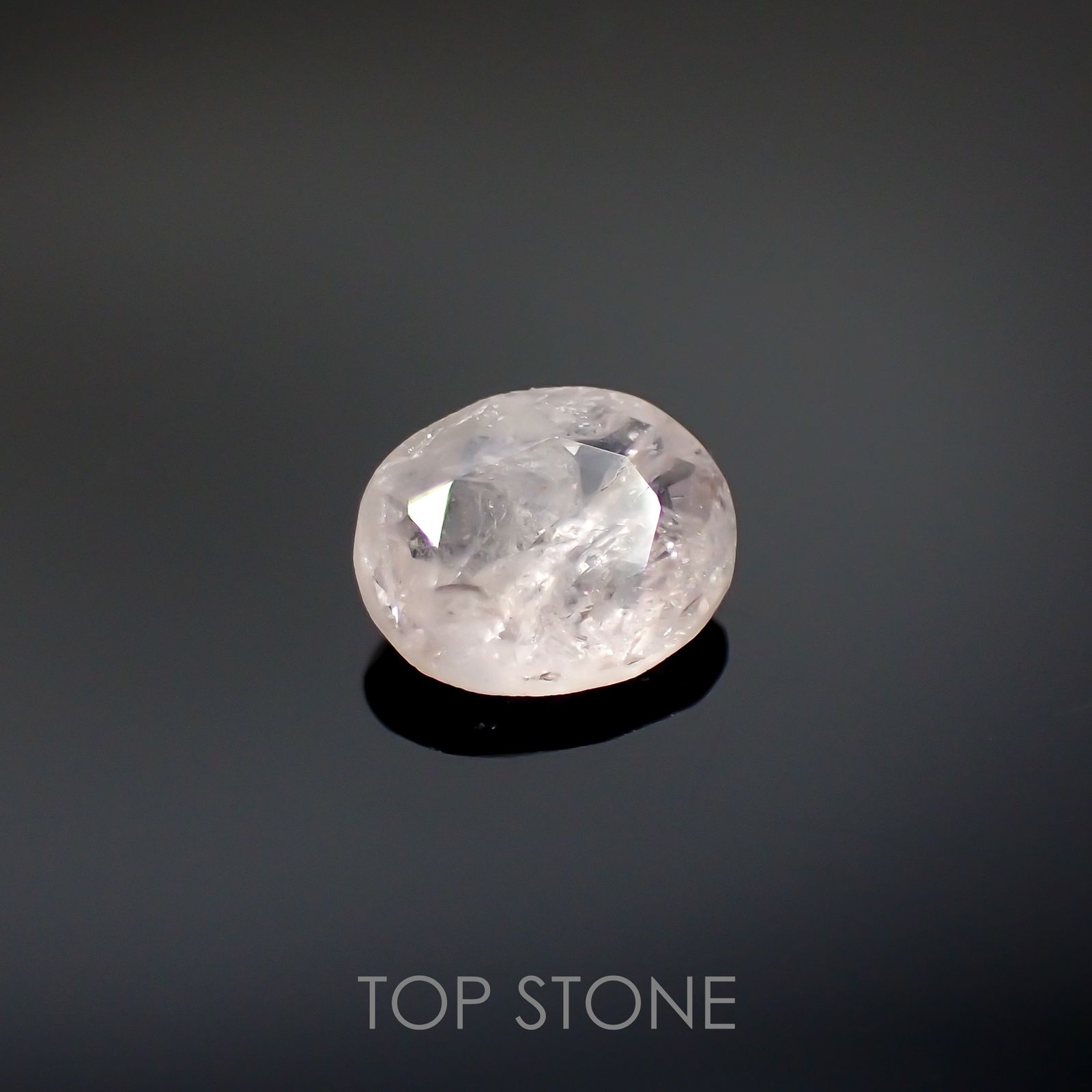 ターフェアイト(宝石名ターフェアイト) スリランカ産 0.895ct ソ付(彩珠)[19111861]6.9×5.7mm前後