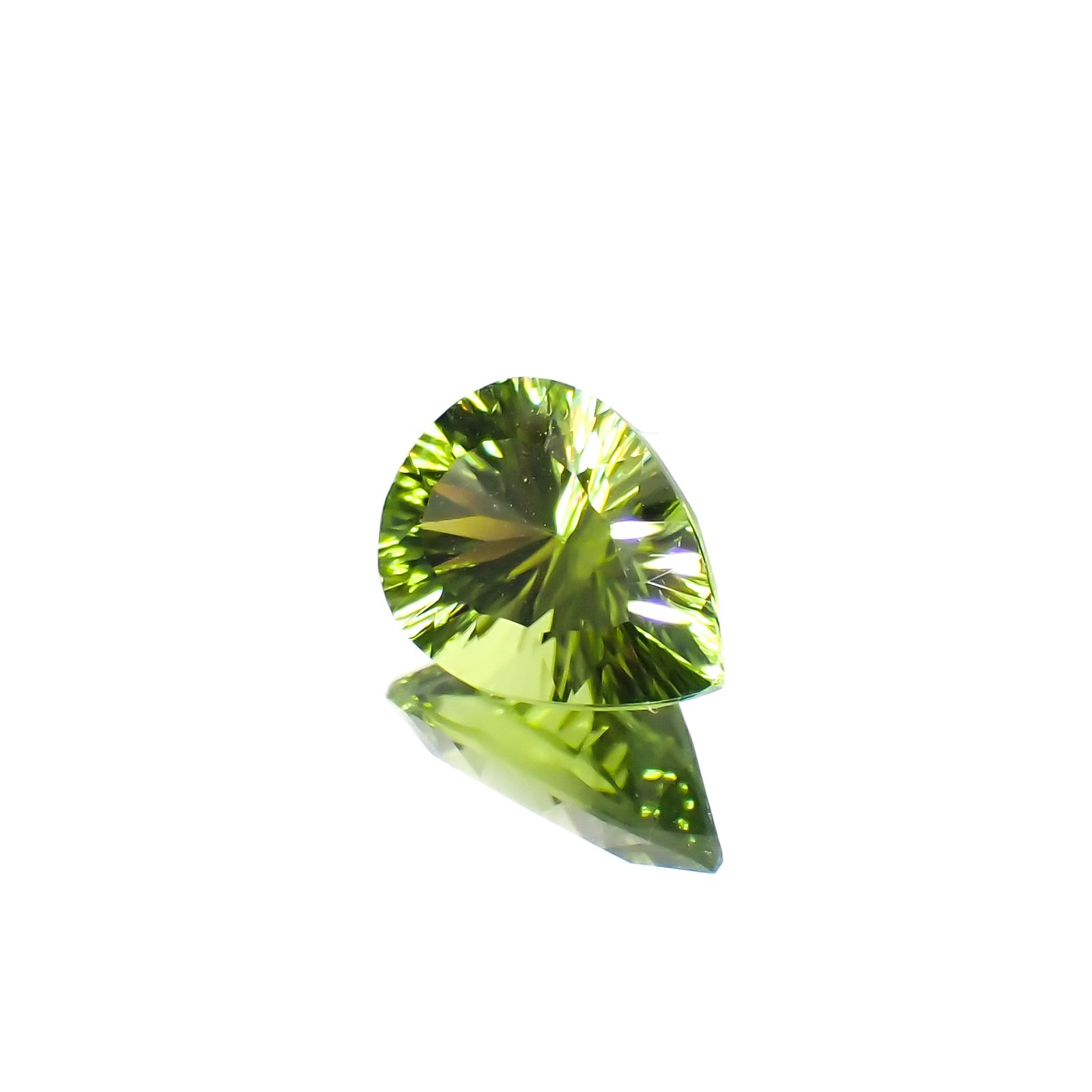 ◇コンケーブカット◇ペリドット 中国産 1.91ct[230622296]9.9x6.9mm前後