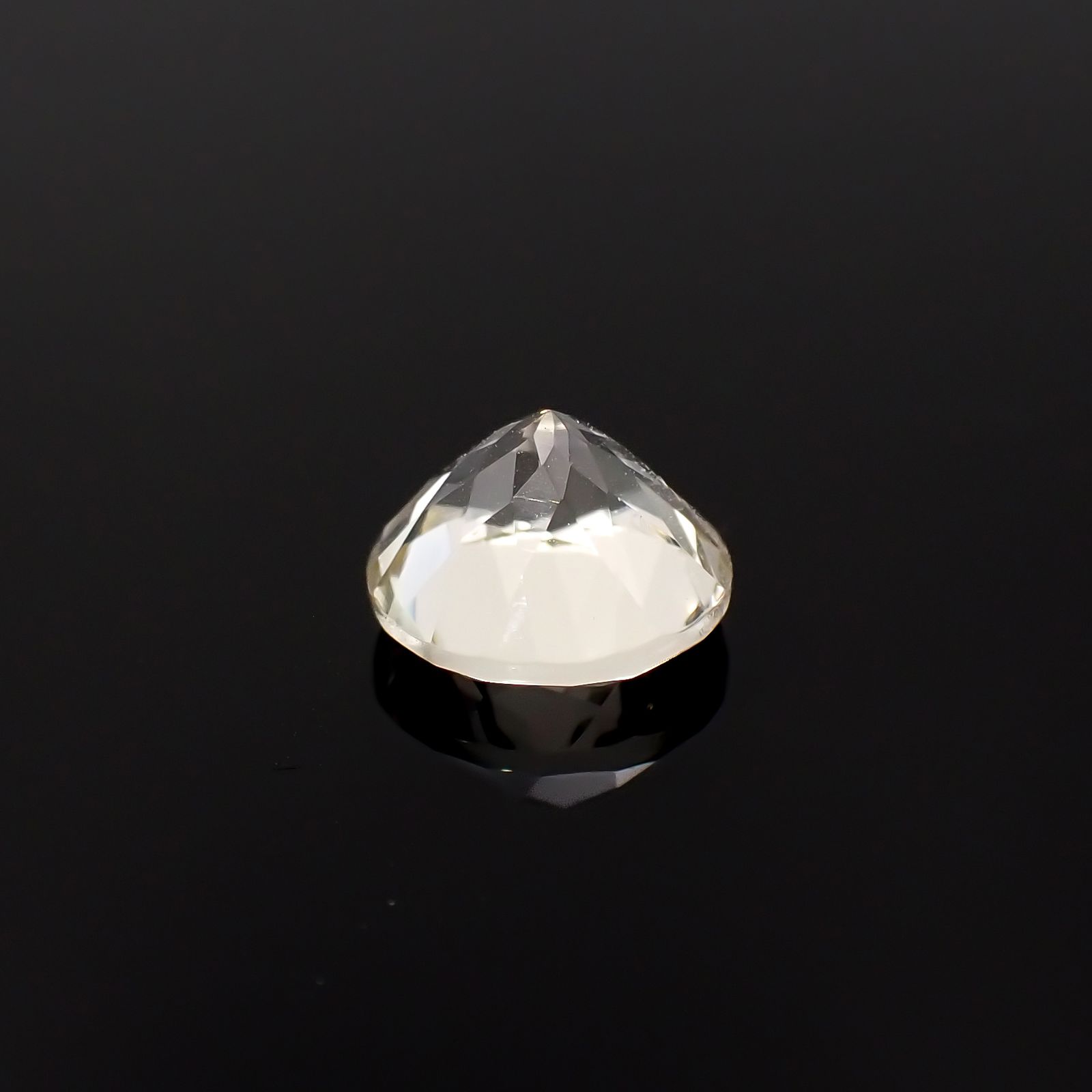 イエロースキャポライト フルオレッセンス(宝石名スキャポライト)タンザニア産 1.18ct 識別済[230722655]7.1x7.1mm前後