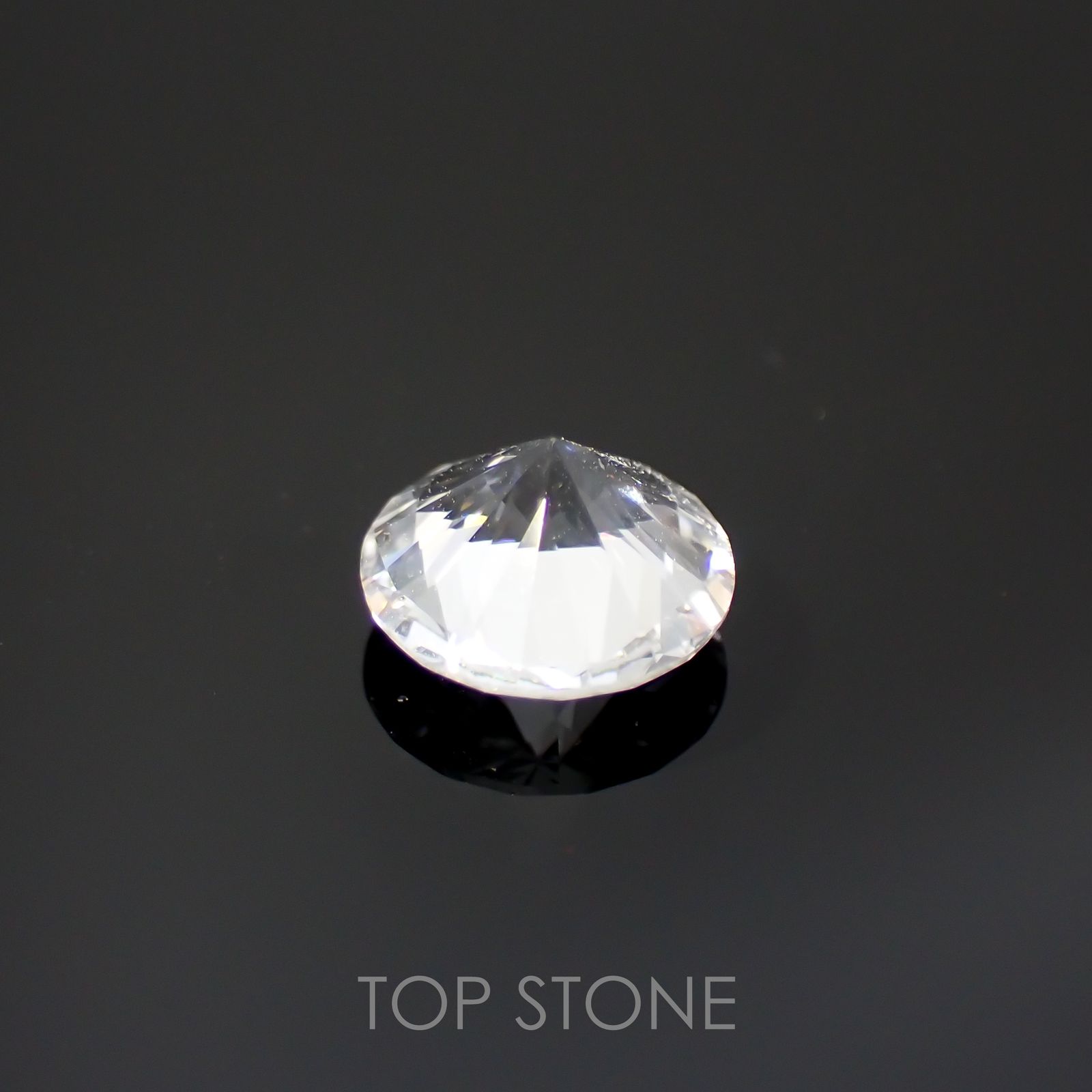フェナカイト(宝石名フェナカイト)ブラジル産 0.83ct 識別済[220115167]6.5x6.5mm前後