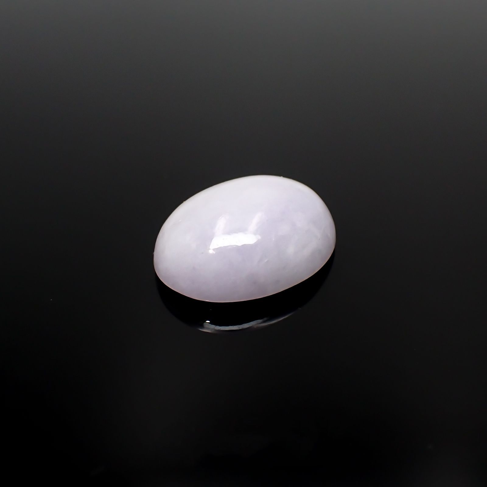ラベンダー翡翠 ビルマ産 7.80ct[221219373]14.2x11mm前後