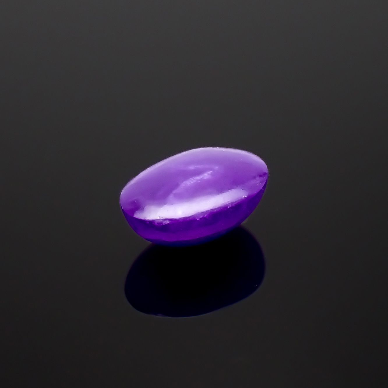 スギライト 南アフリカ産 0.89ct[230722873]7.2x5mm前後