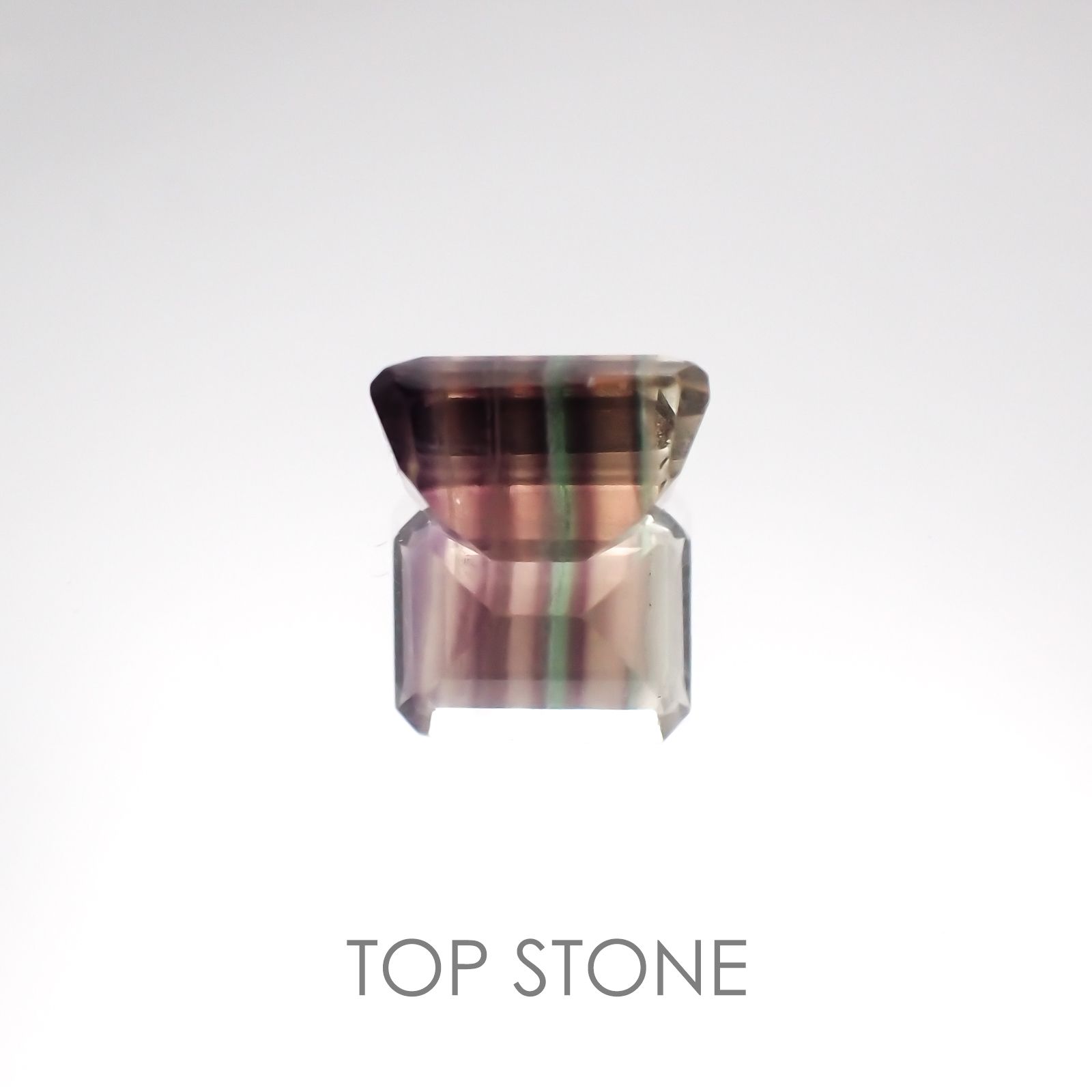 バイカラーフローライト ブラジル産 ルース 3ct[20128506]8.9×7.1mm前後