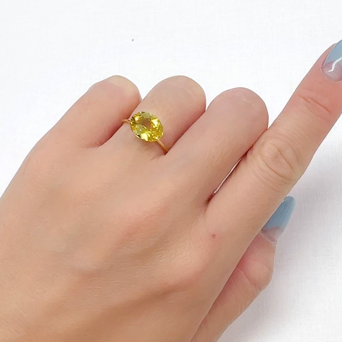 イエローベリル ブラジル産 2.05ct[240728553]10x7.8mm前後