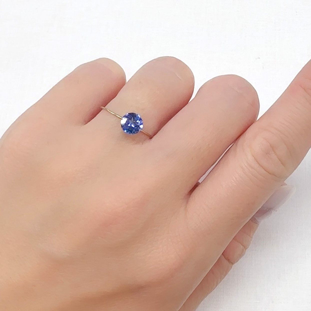 タンザナイト(宝石名タンザナイト)タンザニア産 0.86ct 識別済[240627886]6.1x6.1mm前後