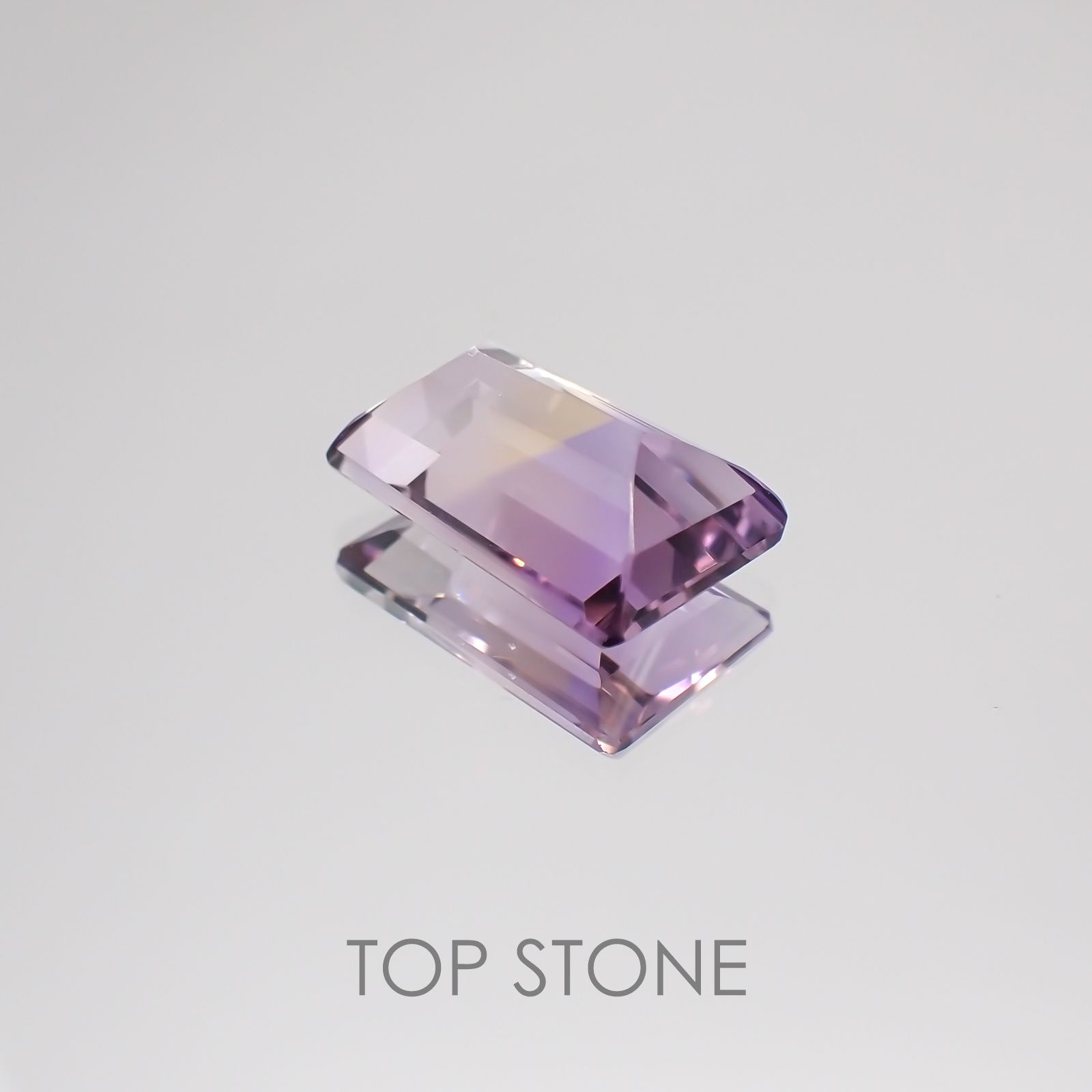 アワーグラスアメジスト モロッコ産 ルース 4.44ct[21018583]13×8.2mm前後