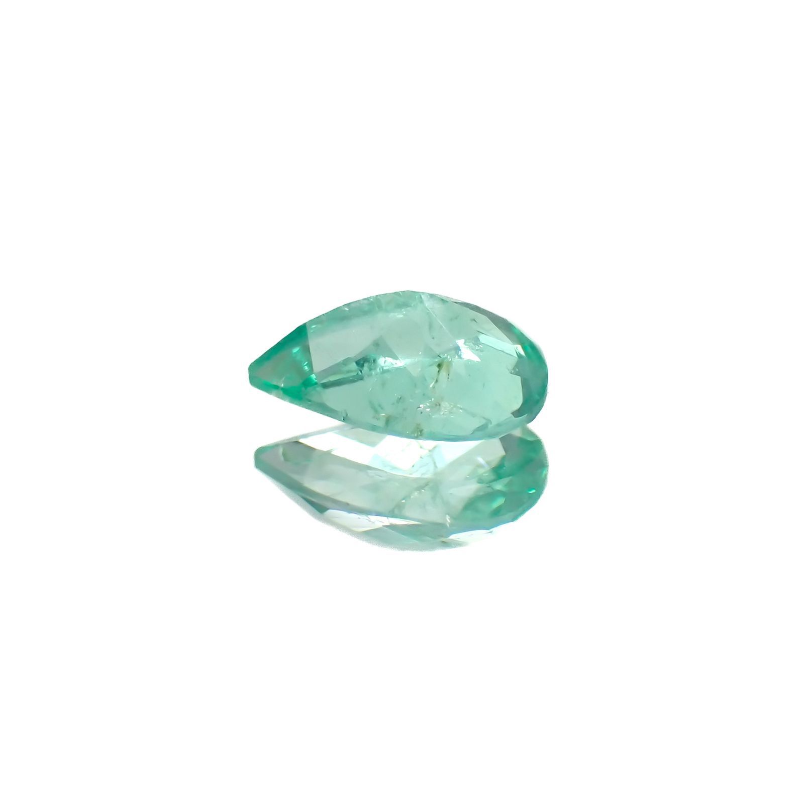 パステルカラーエメラルド コロンビア産 0.22ct[220918057]5.3x3.6mm前後
