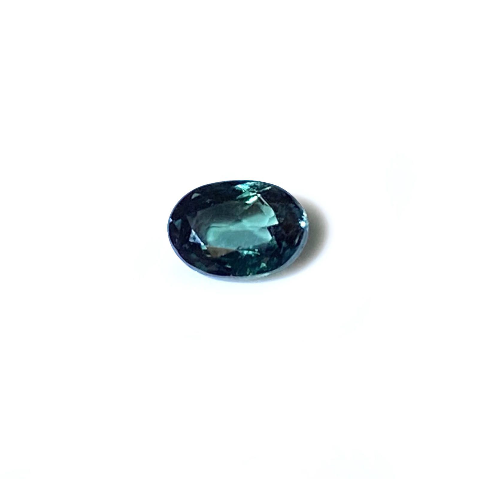 アレキサンドライト ブラジル産 ルース 0.36ct[20052703]5.2×3.6mm前後