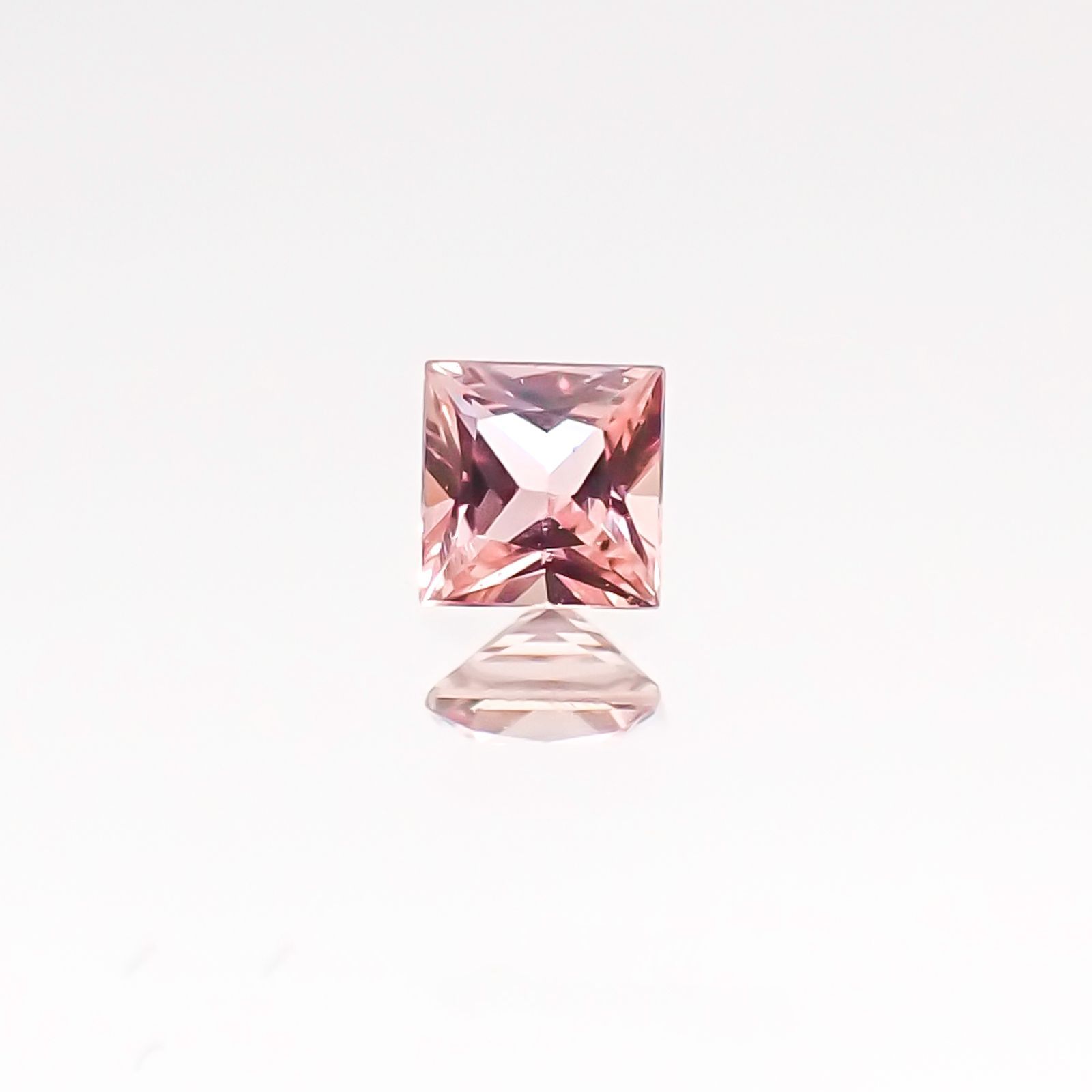 ◇プリンセスカット◇パパラチャサファイア スリランカ産 ルース 0.09ct ソーティング付き[20106948]2.49×2.43mm前後