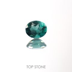 グリーンアパタイト(ノーブルモロキサイト)(宝石名アパタイト) マダガスカル産 0.38ct 識別済[211013536]5×4.1mm前後