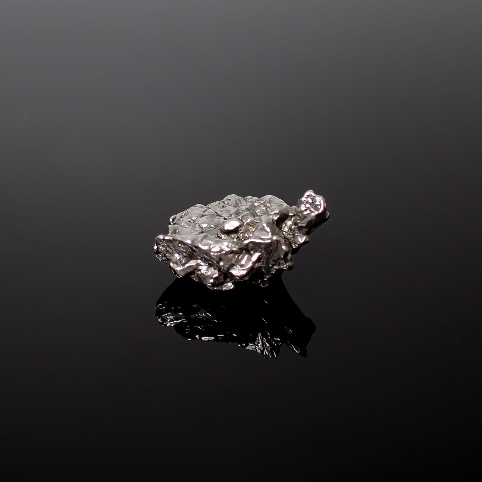 カンポ・デル・シエロ 隕石 原石 発見地：アルゼンチン 83.77ct [240125865]27.6x18.2mm前後