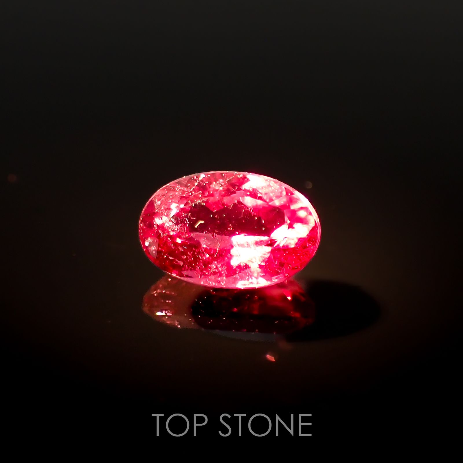 ルベライト ブラジル・ミナスジェライス州産 0.50ct[221018217]6x4mm前後